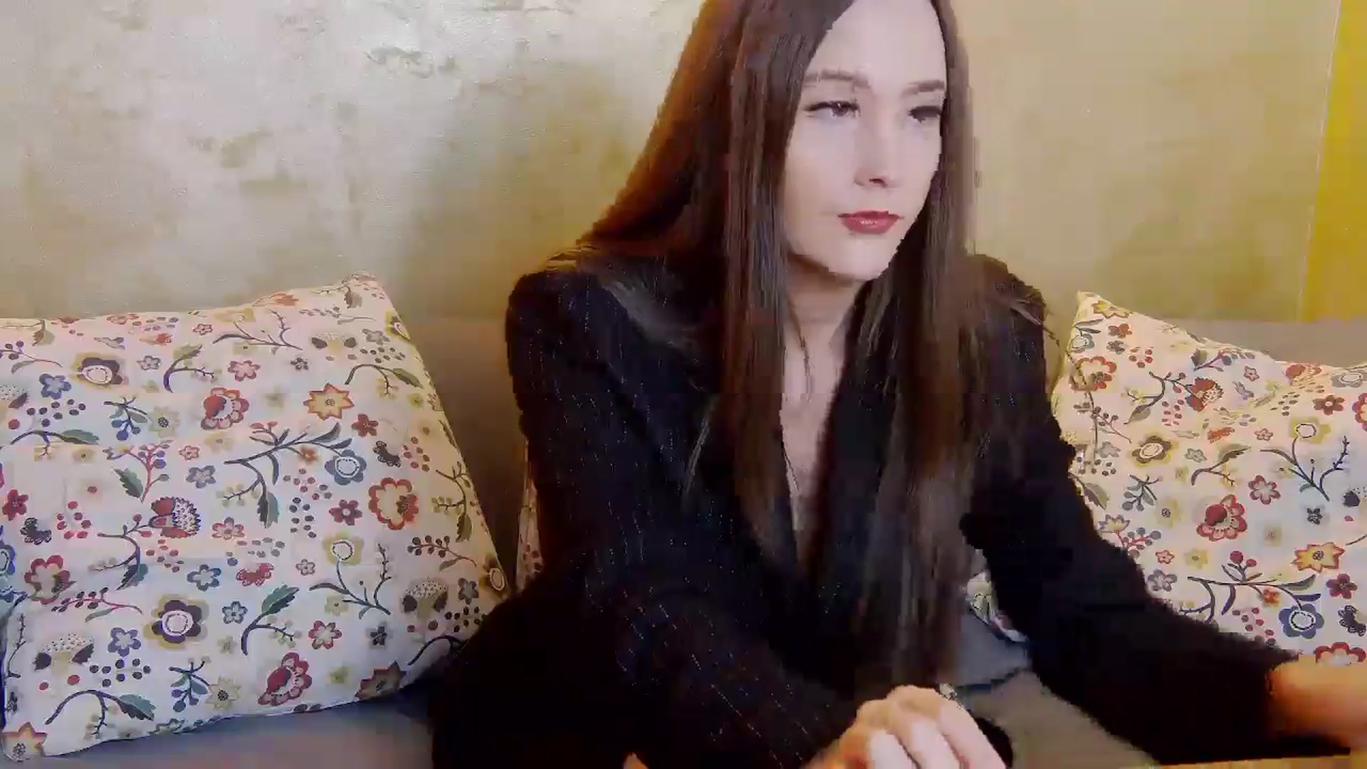 Gallery image thumbnail from Radiance's myfreecams stream on, 02/24/2025, 18:06 image 3 of 20