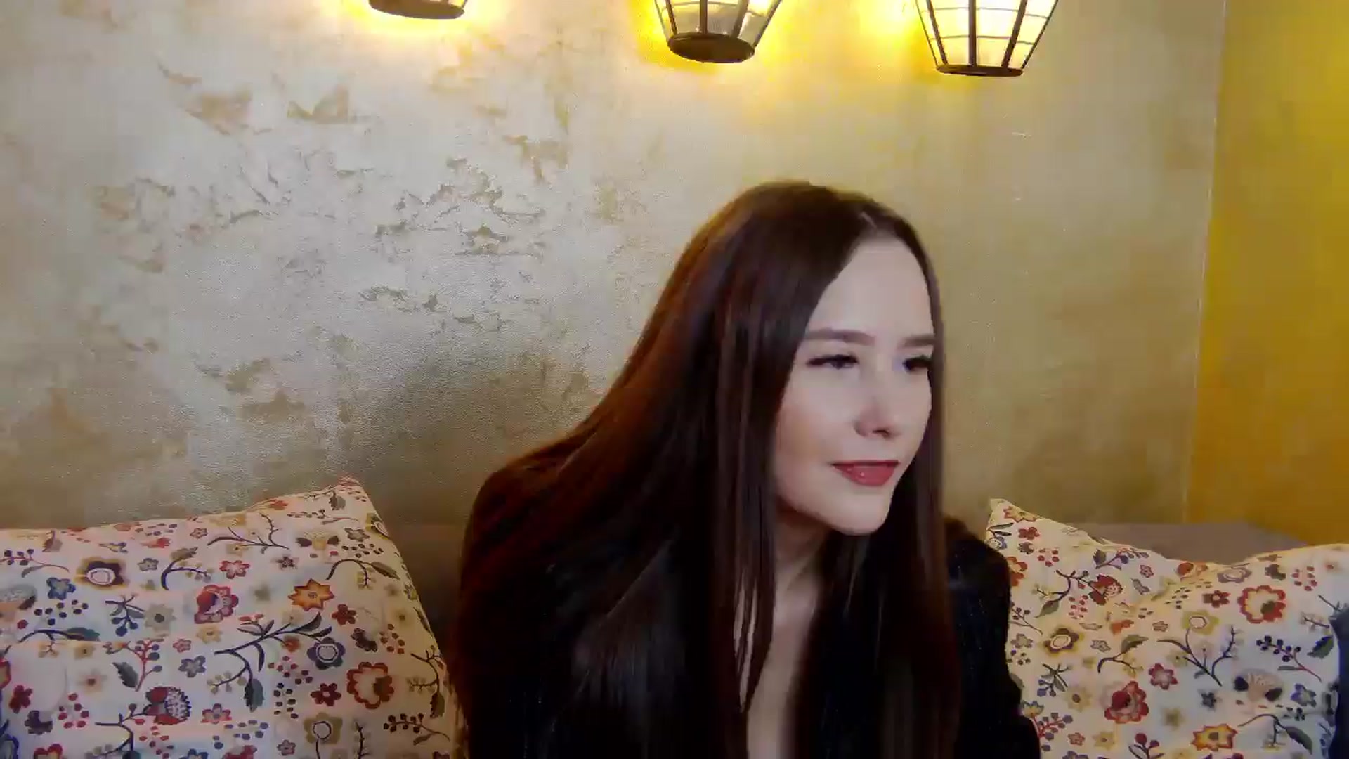 Gallery image thumbnail from Radiance's myfreecams stream on, 02/24/2025, 18:06 image 6 of 20