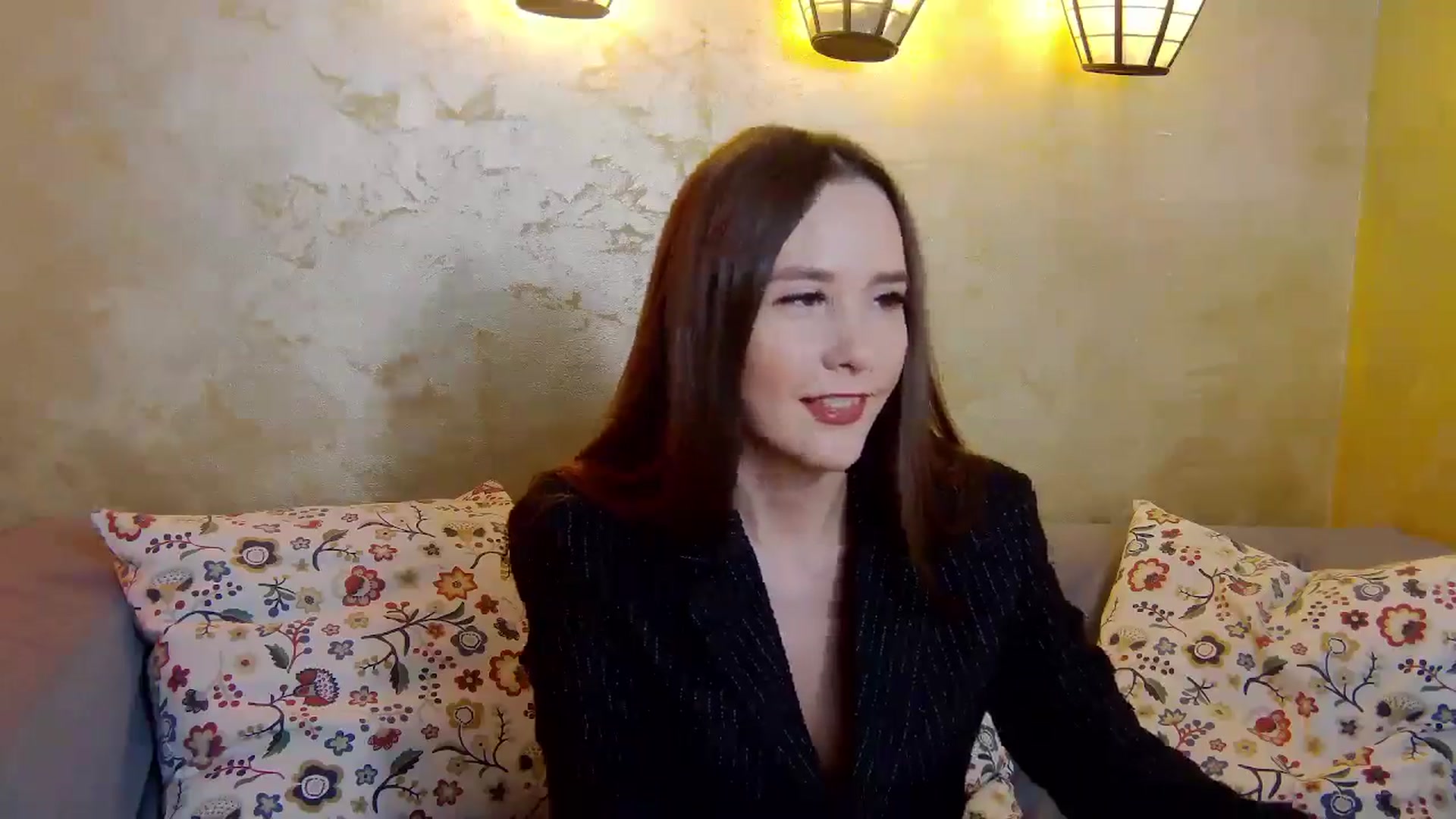Gallery image thumbnail from Radiance's myfreecams stream on, 02/24/2025, 18:06 image 17 of 20