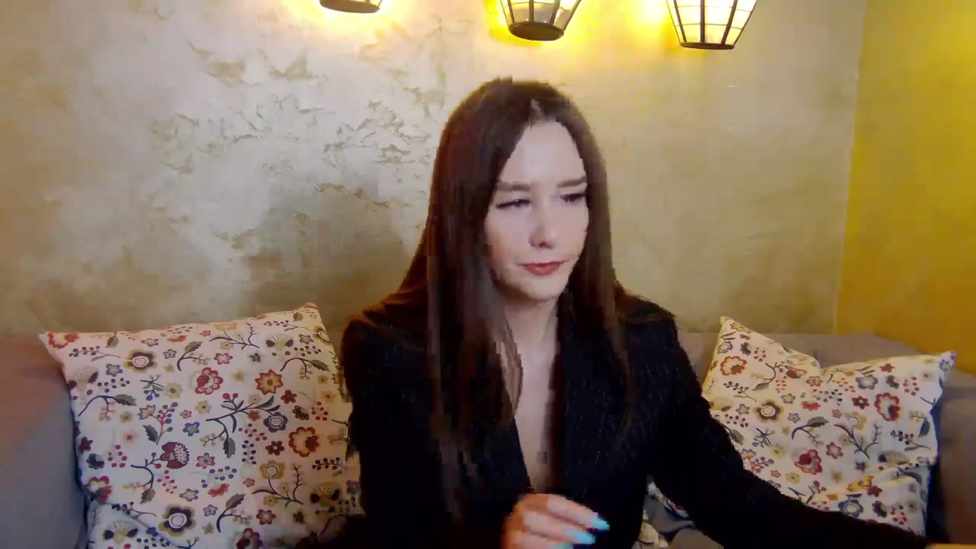 Gallery image thumbnail from Radiance's myfreecams stream on, 02/24/2025, 19:25 image 16 of 20