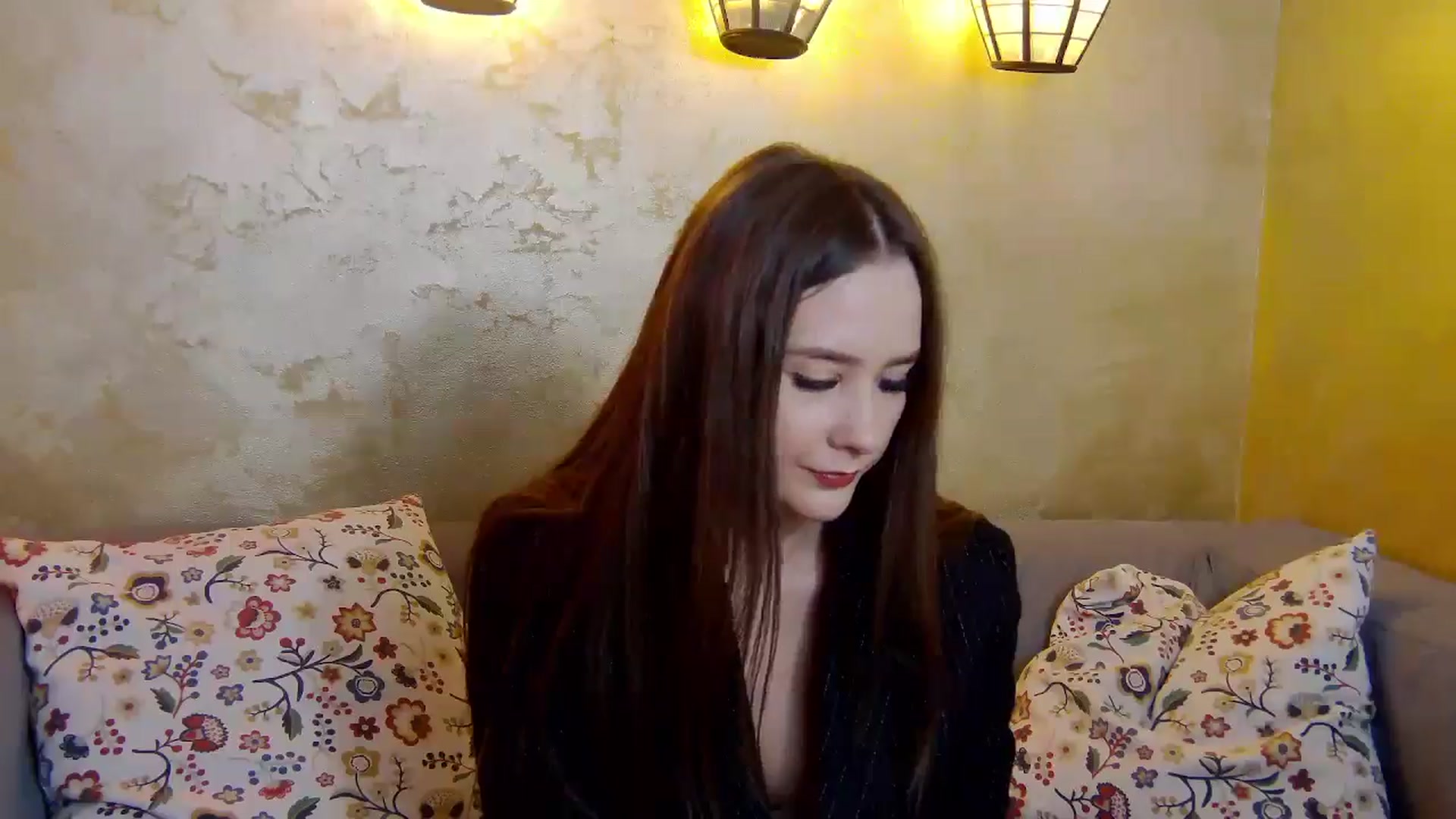 Gallery image thumbnail from Radiance's myfreecams stream on, 02/24/2025, 20:41 image 4 of 20