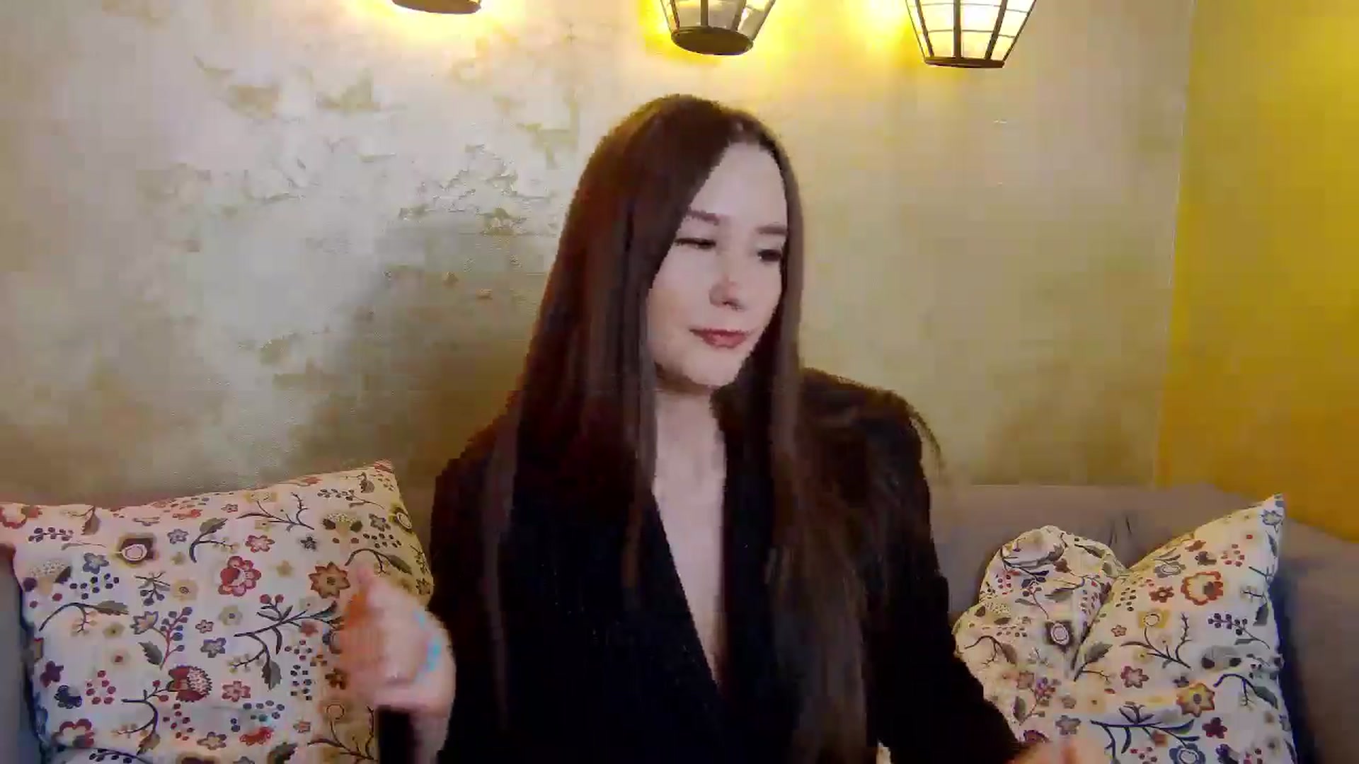 Gallery image thumbnail from Radiance's myfreecams stream on, 02/24/2025, 20:41 image 15 of 20