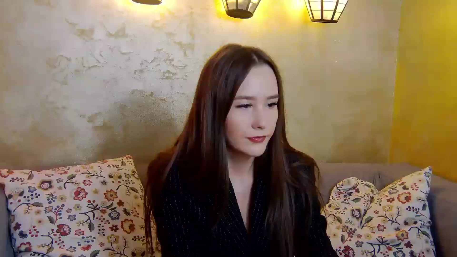 Gallery image thumbnail from Radiance's myfreecams stream on, 02/24/2025, 20:41 image 12 of 20