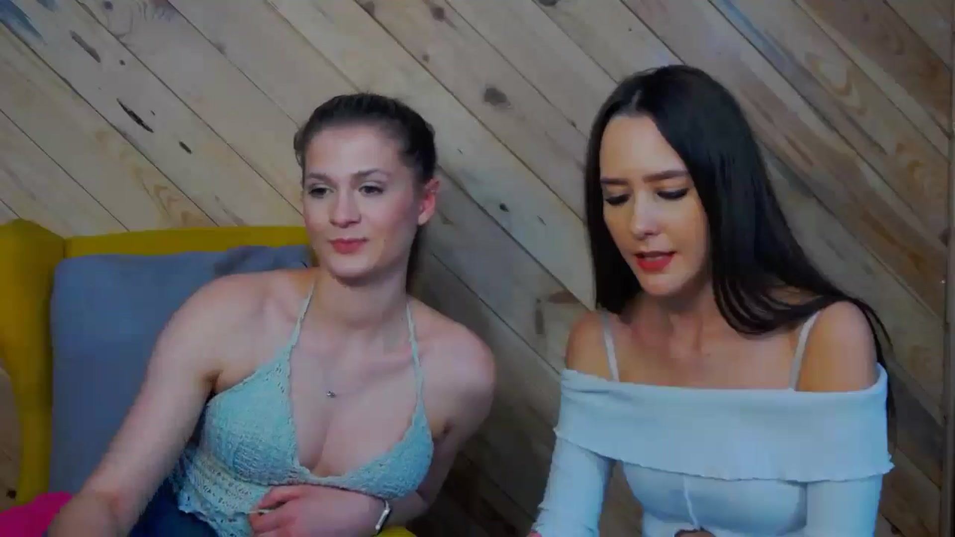 Gallery image thumbnail from Radiance's myfreecams stream on, 02/25/2025, 20:59 image 15 of 20
