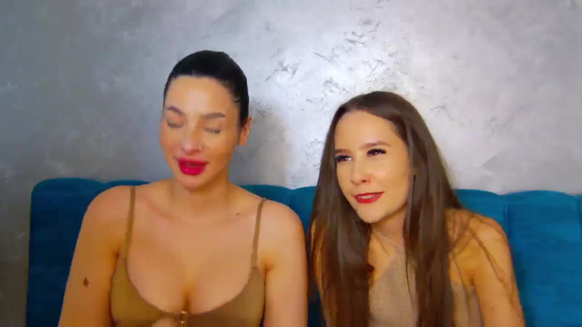 Gallery image thumbnail from Radiance's myfreecams stream on, 02/27/2025, 19:21 image 3 of 20