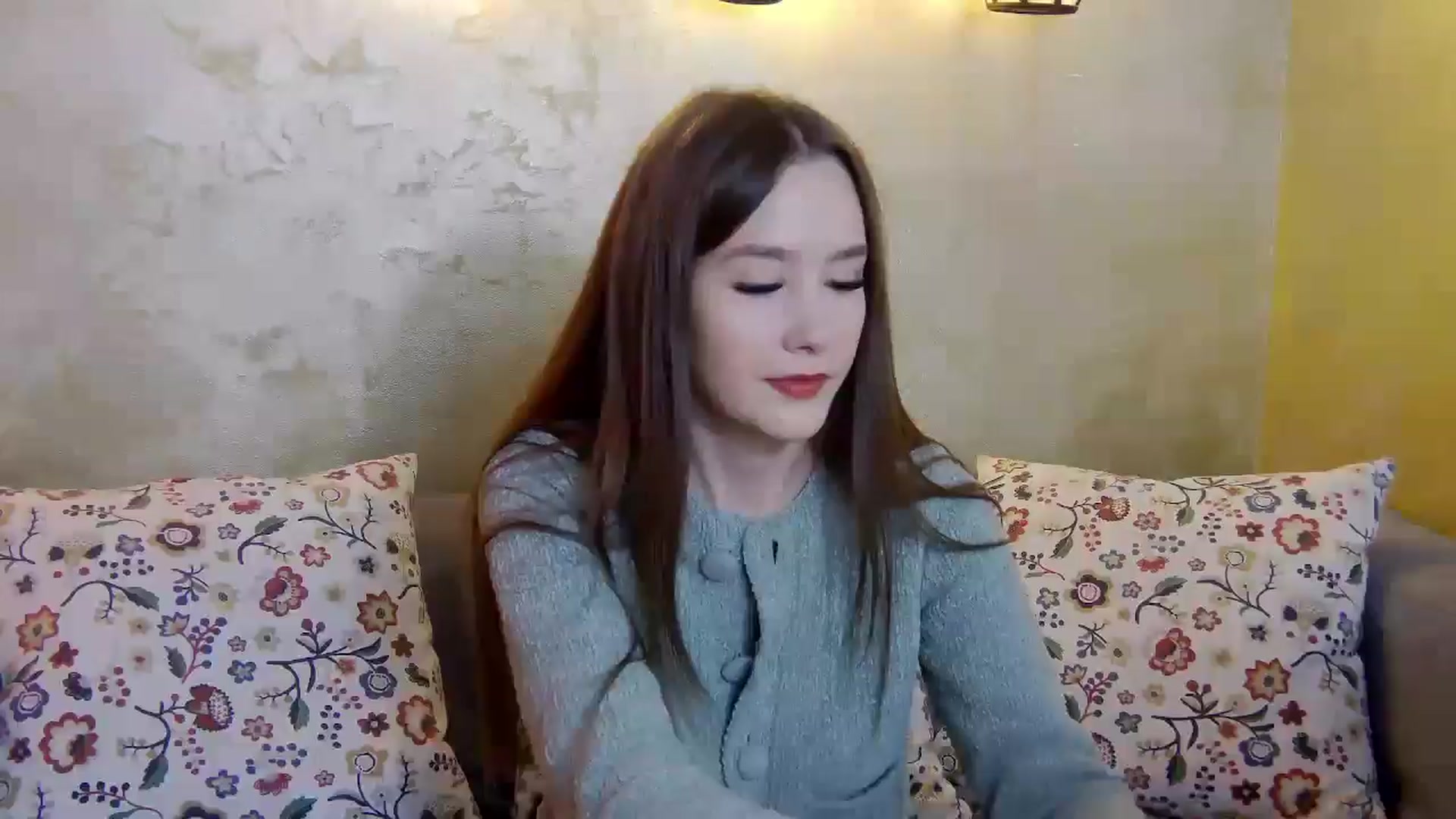 Gallery image thumbnail from Radiance's myfreecams stream on, 03/03/2025, 15:58 image 10 of 20