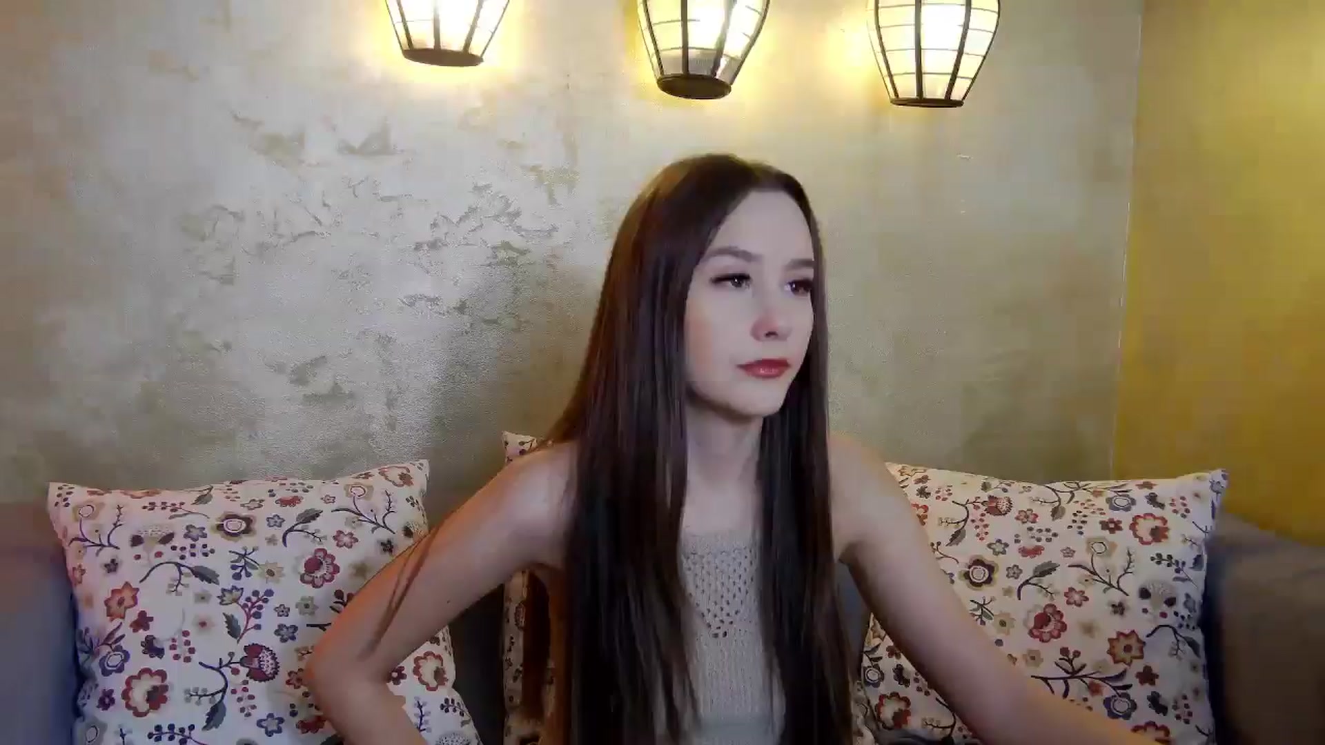Gallery image thumbnail from Radiance's myfreecams stream on, 03/03/2025, 18:23 image 4 of 20