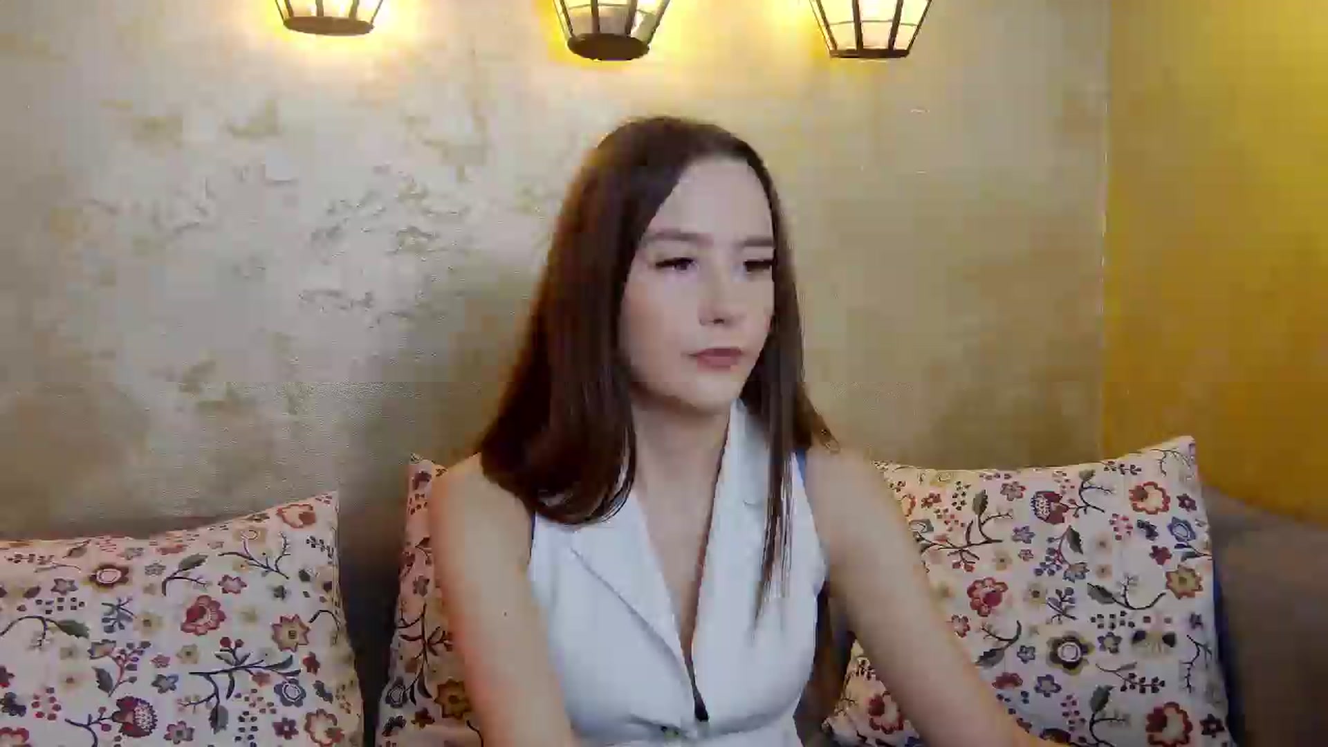 Gallery image thumbnail from Radiance's myfreecams stream on, 03/09/2025, 14:08 image 10 of 20