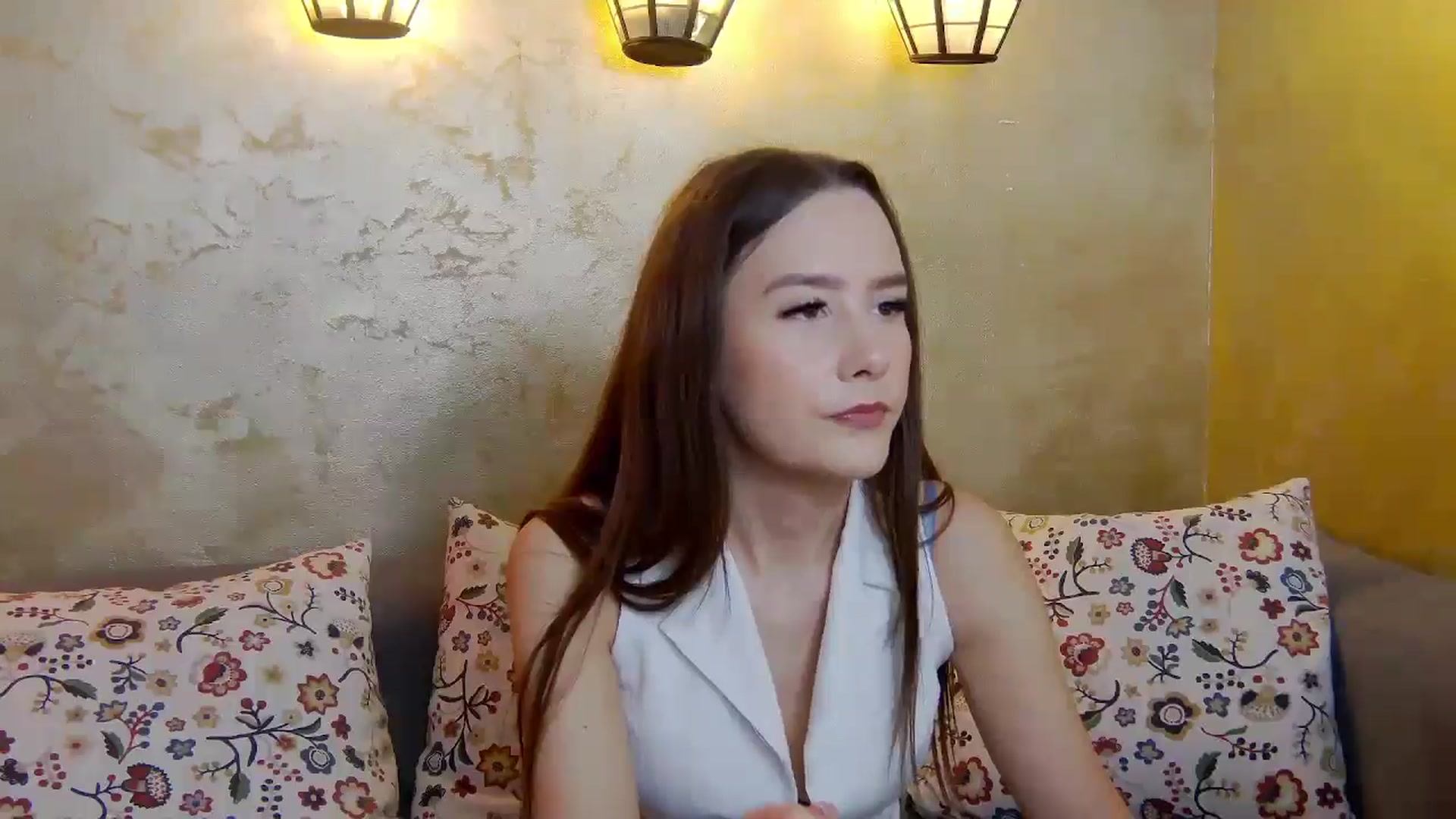 Gallery image thumbnail from Radiance's myfreecams stream on, 03/09/2025, 14:08 image 3 of 20