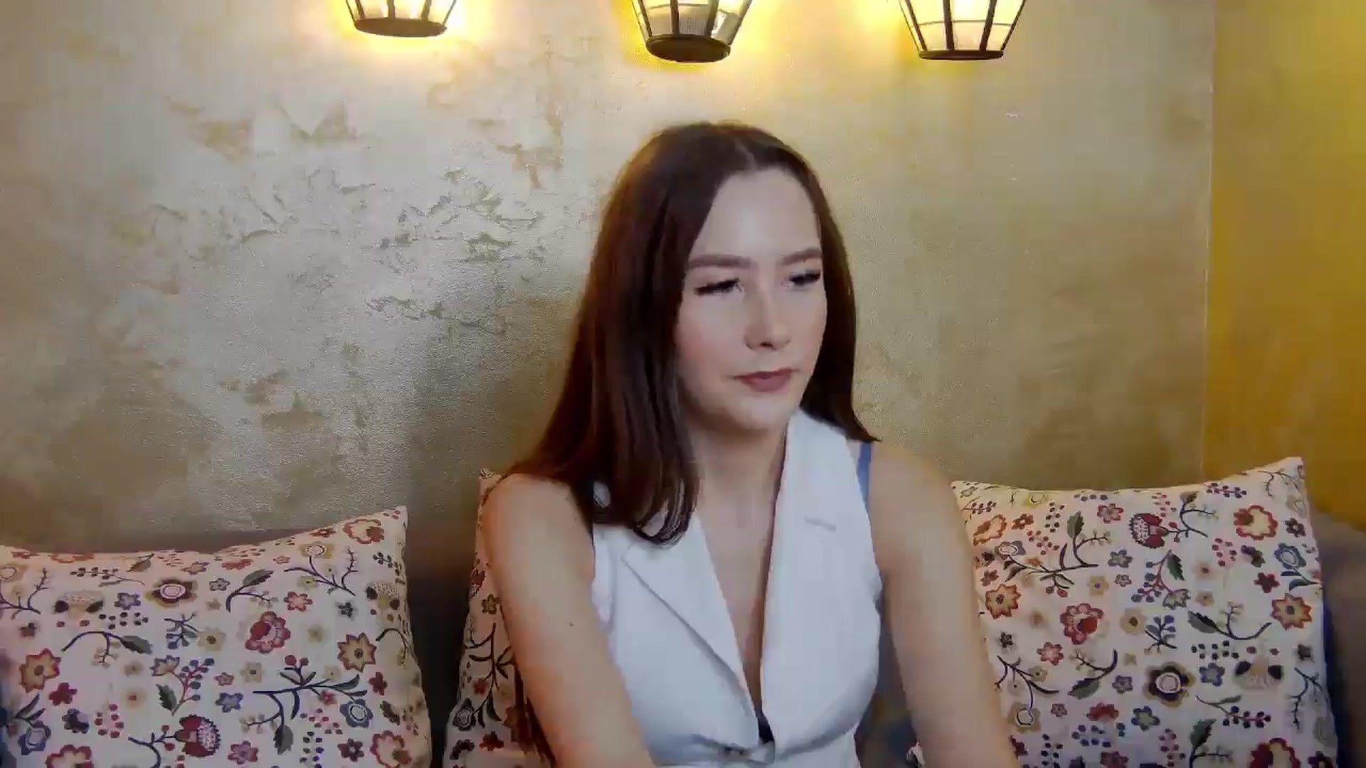 Gallery image thumbnail from Radiance's myfreecams stream on, 03/09/2025, 14:26 image 3 of 20
