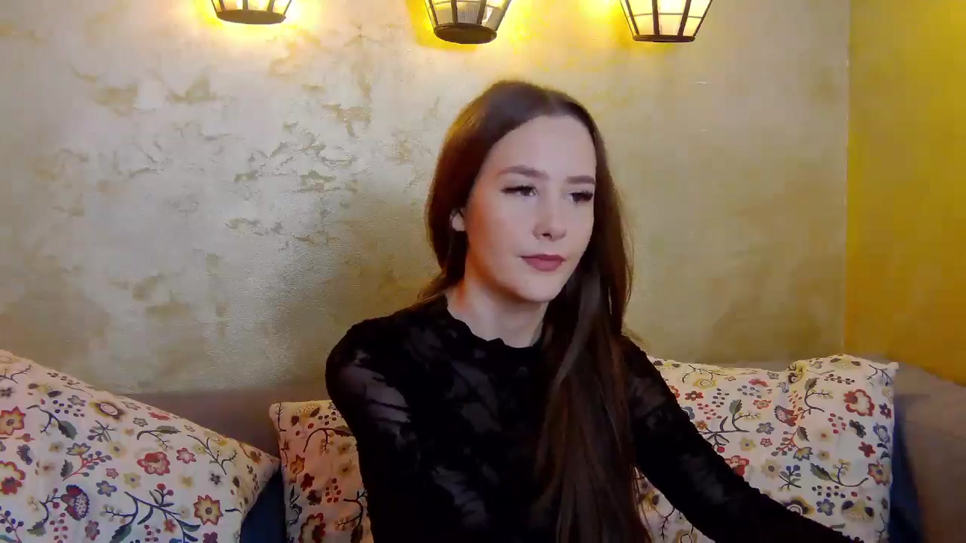 Gallery image thumbnail from Radiance's myfreecams stream on, 03/12/2025, 14:33 image 6 of 20