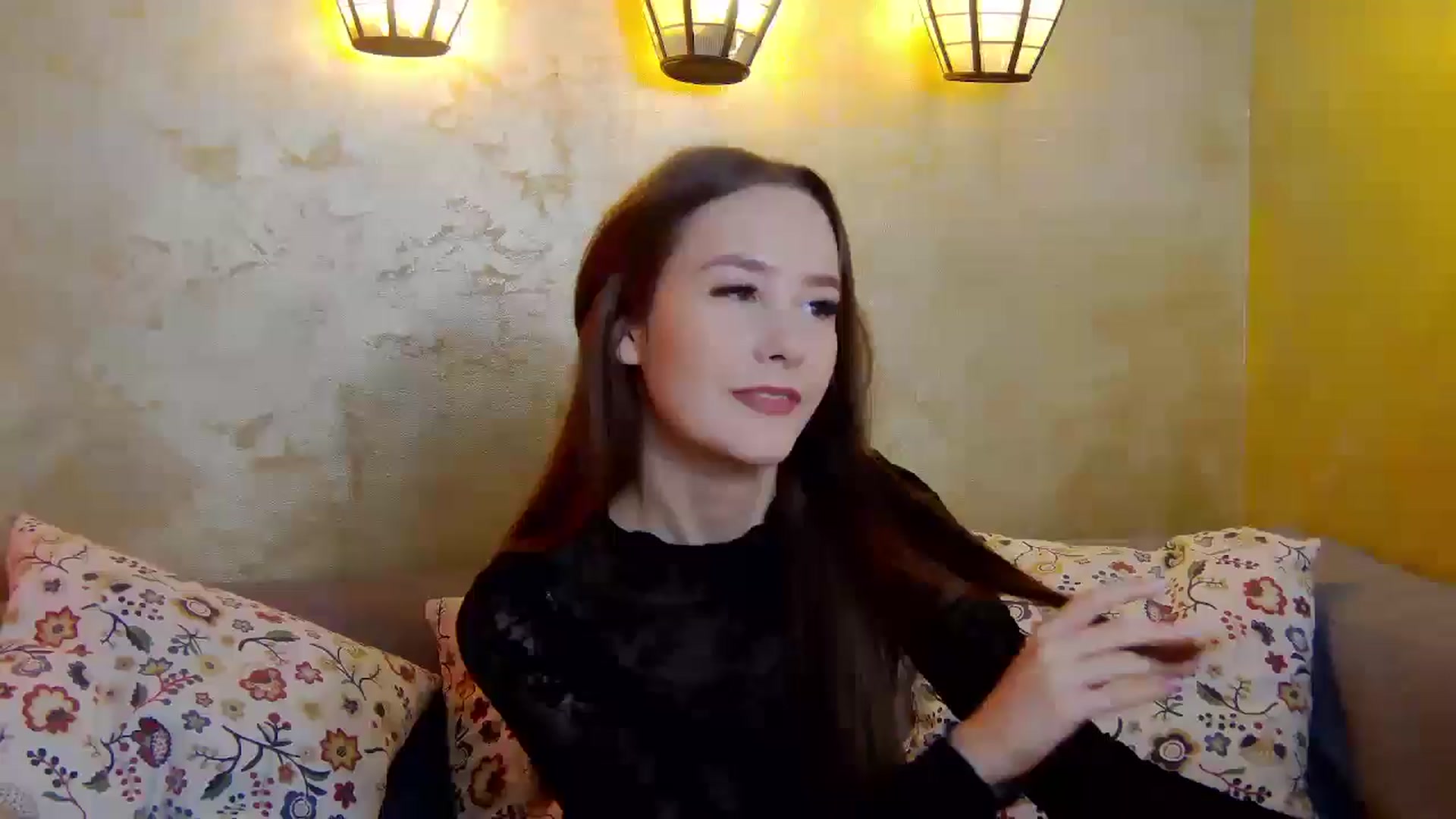 Gallery image thumbnail from Radiance's myfreecams stream on, 03/12/2025, 14:33 image 11 of 20
