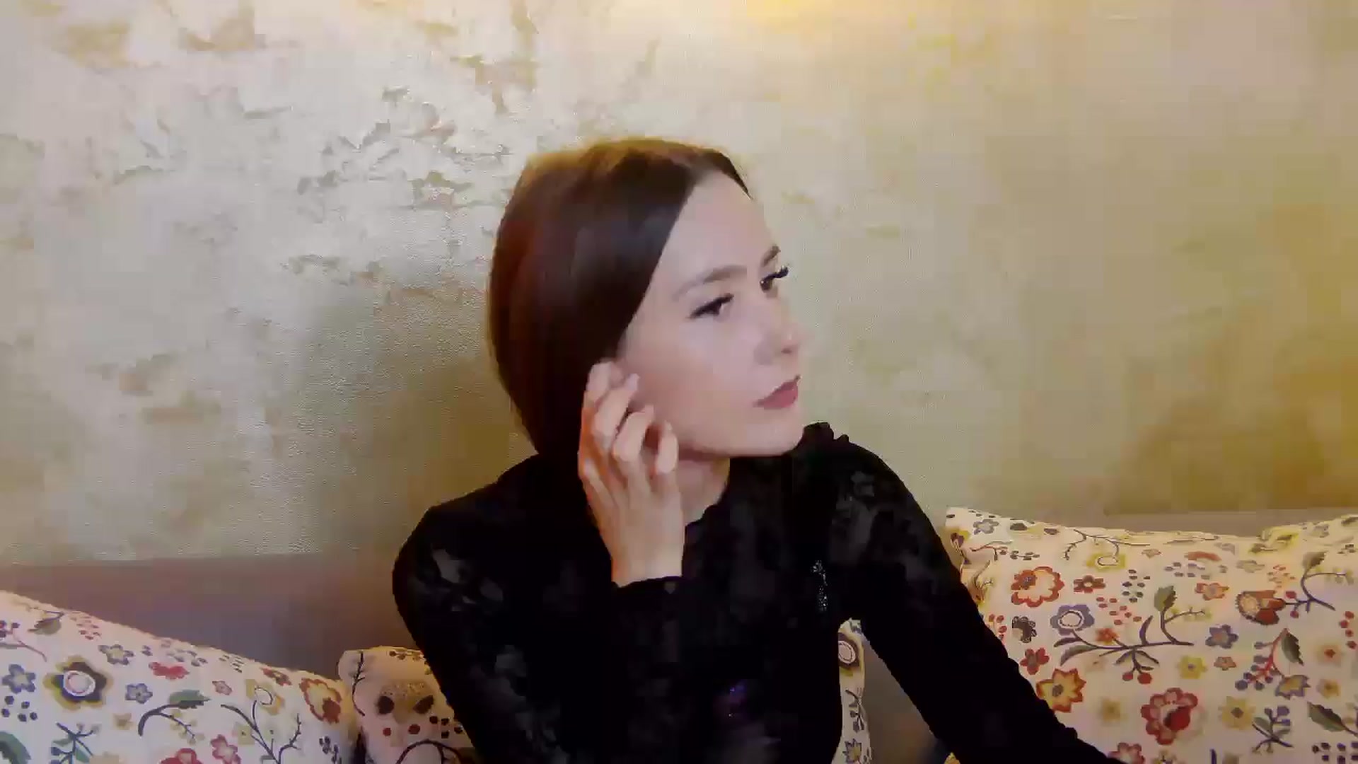 Gallery image thumbnail from Radiance's myfreecams stream on, 03/12/2025, 17:53 image 12 of 20