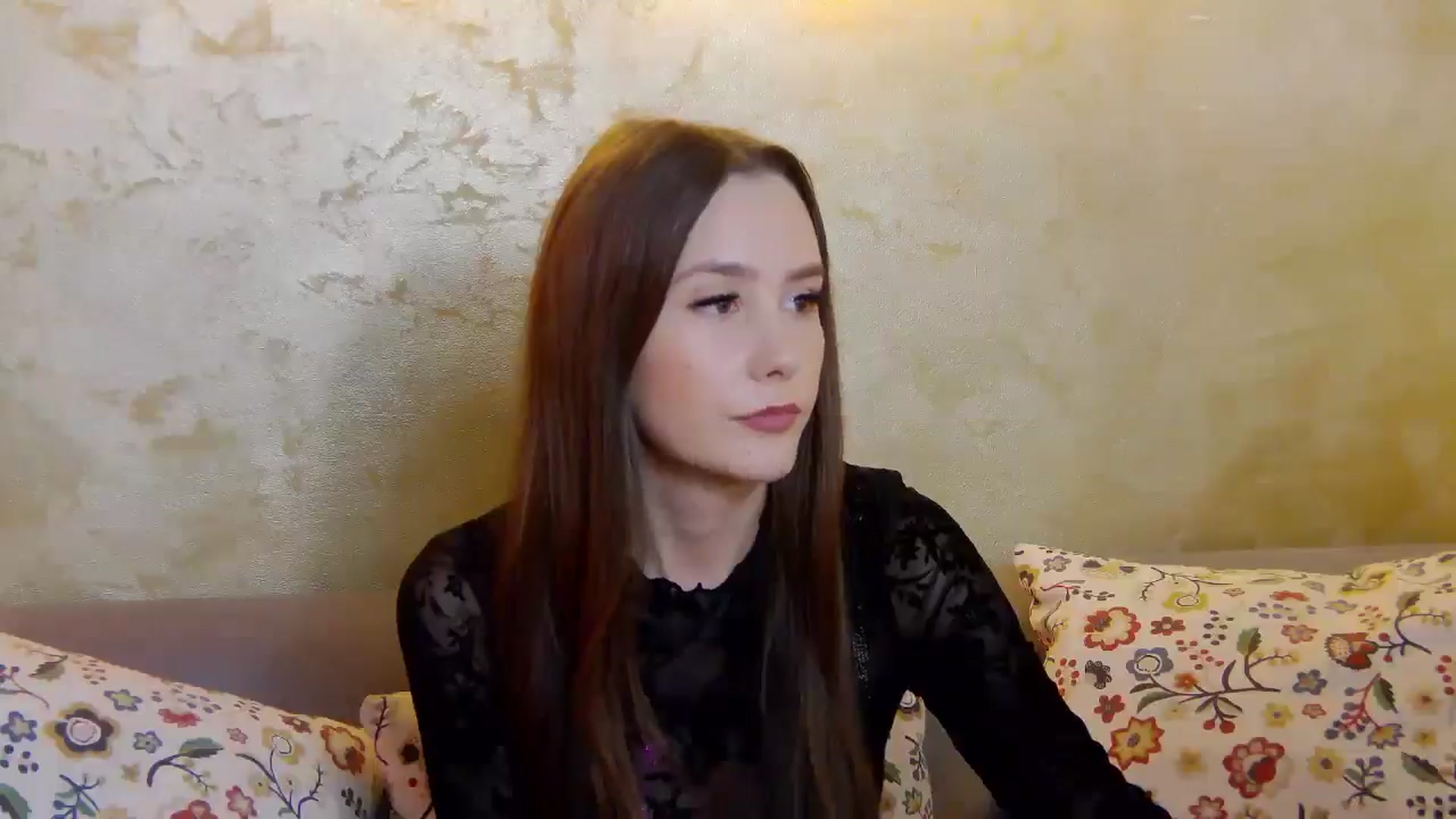Gallery image thumbnail from Radiance's myfreecams stream on, 03/12/2025, 17:53 image 5 of 20