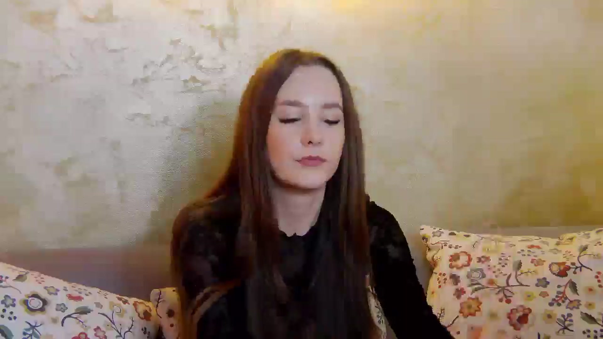 Gallery image thumbnail from Radiance's myfreecams stream on, 03/12/2025, 17:53 image 9 of 20