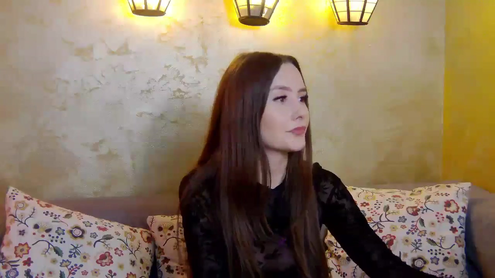 Gallery image thumbnail from Radiance's myfreecams stream on, 03/12/2025, 17:53 image 2 of 20