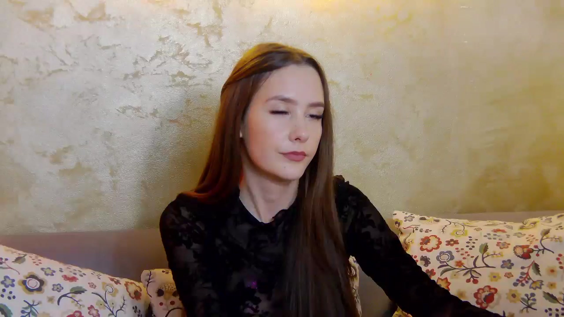 Gallery image thumbnail from Radiance's myfreecams stream on, 03/12/2025, 17:53 image 13 of 20