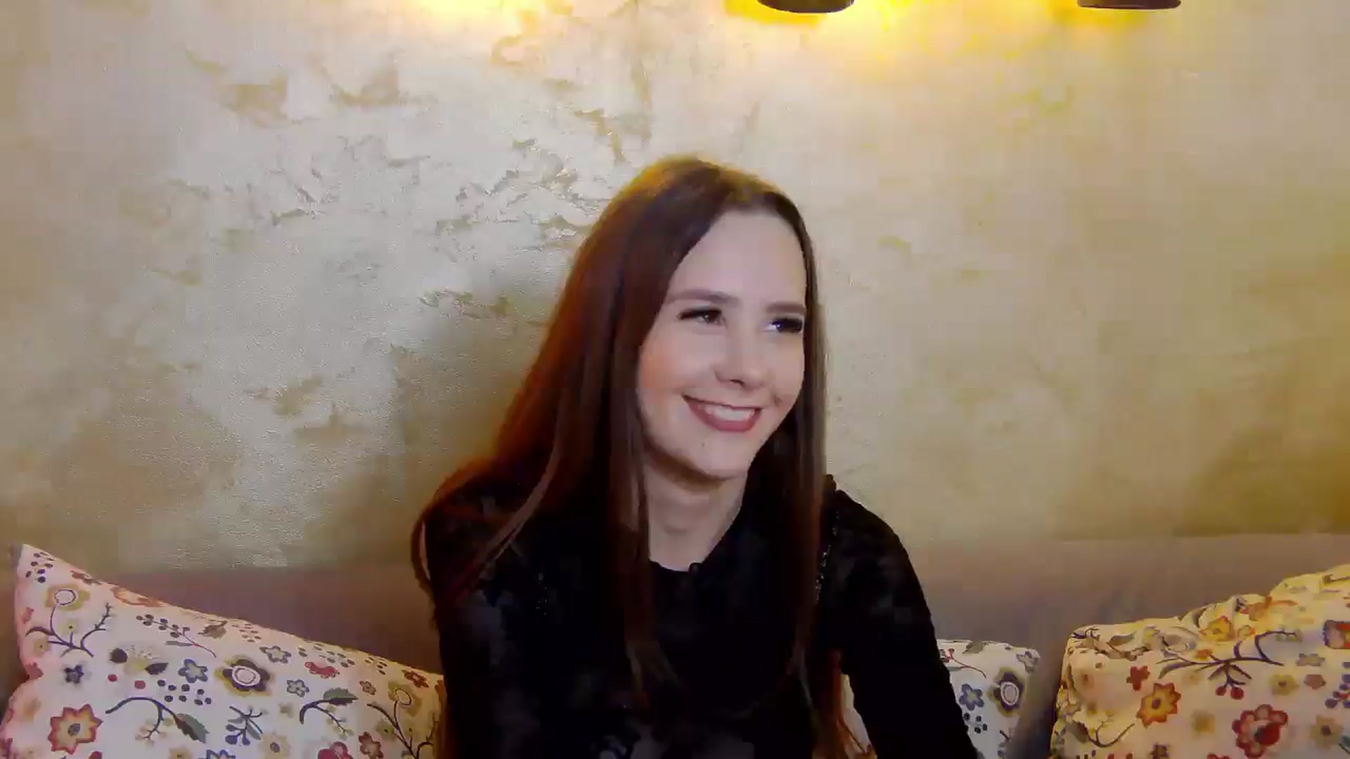 Gallery image thumbnail from Radiance's myfreecams stream on, 03/12/2025, 20:15 image 16 of 20