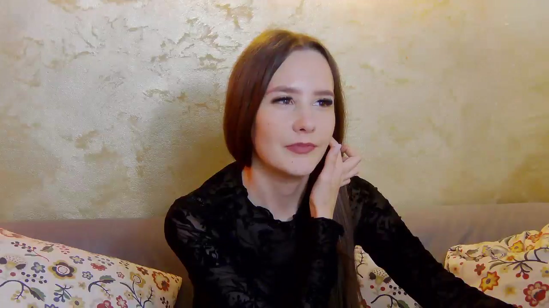 Gallery image thumbnail from Radiance's myfreecams stream on, 03/12/2025, 20:15 image 14 of 20