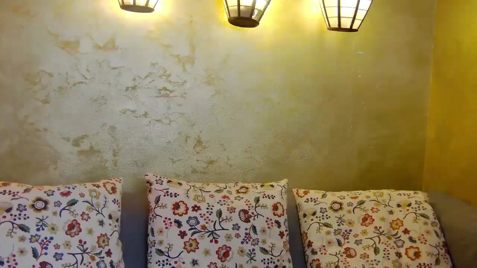 Gallery image thumbnail from Radiance's myfreecams stream on, 03/17/2025, 14:19 image 10 of 20