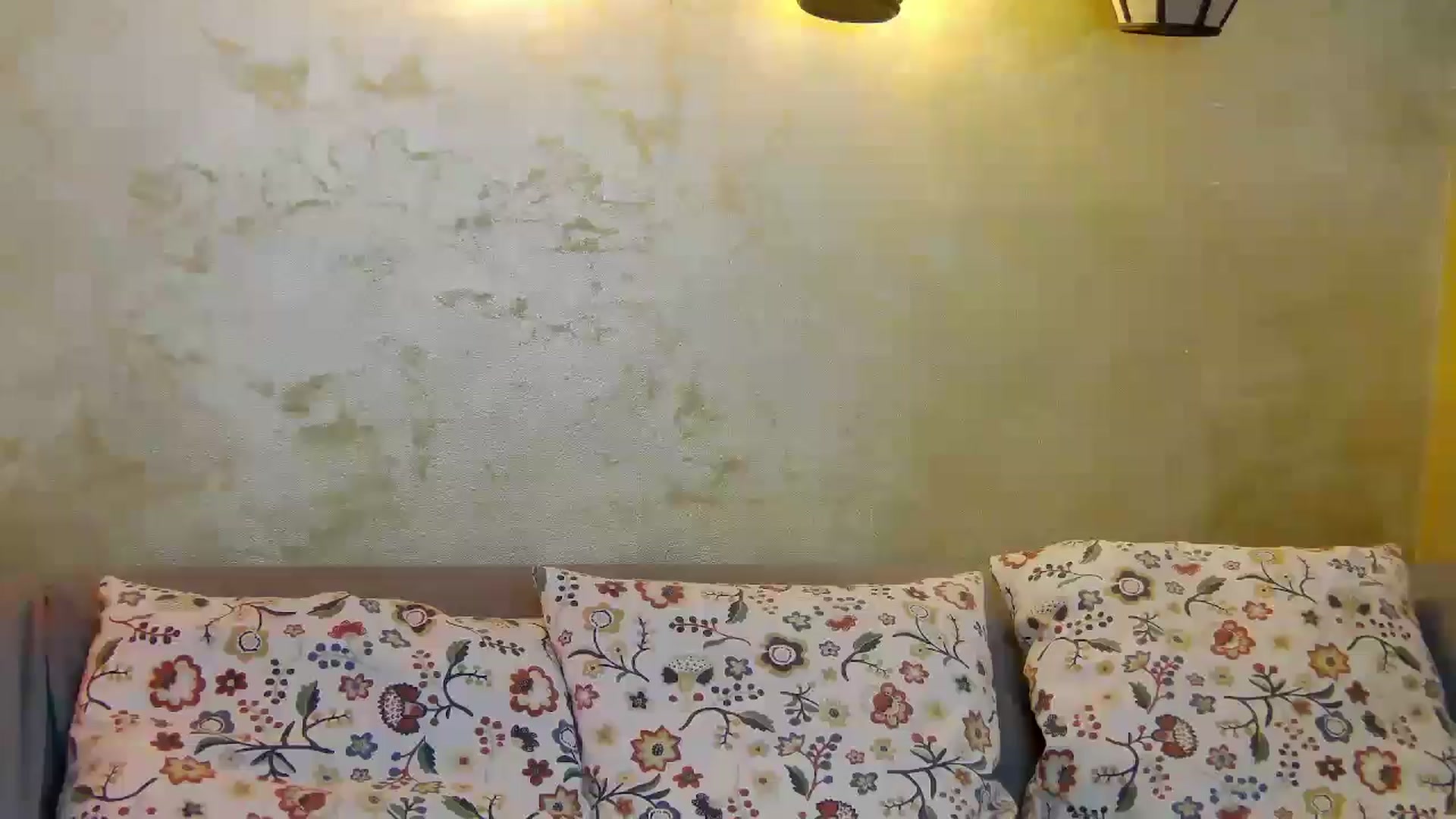 Gallery image thumbnail from Radiance's myfreecams stream on, 03/21/2025, 21:00 image 13 of 20