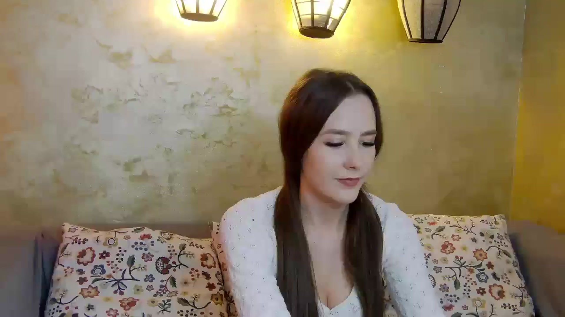 Gallery image thumbnail from Radiance's myfreecams stream on, 03/21/2025, 21:00 image 4 of 20