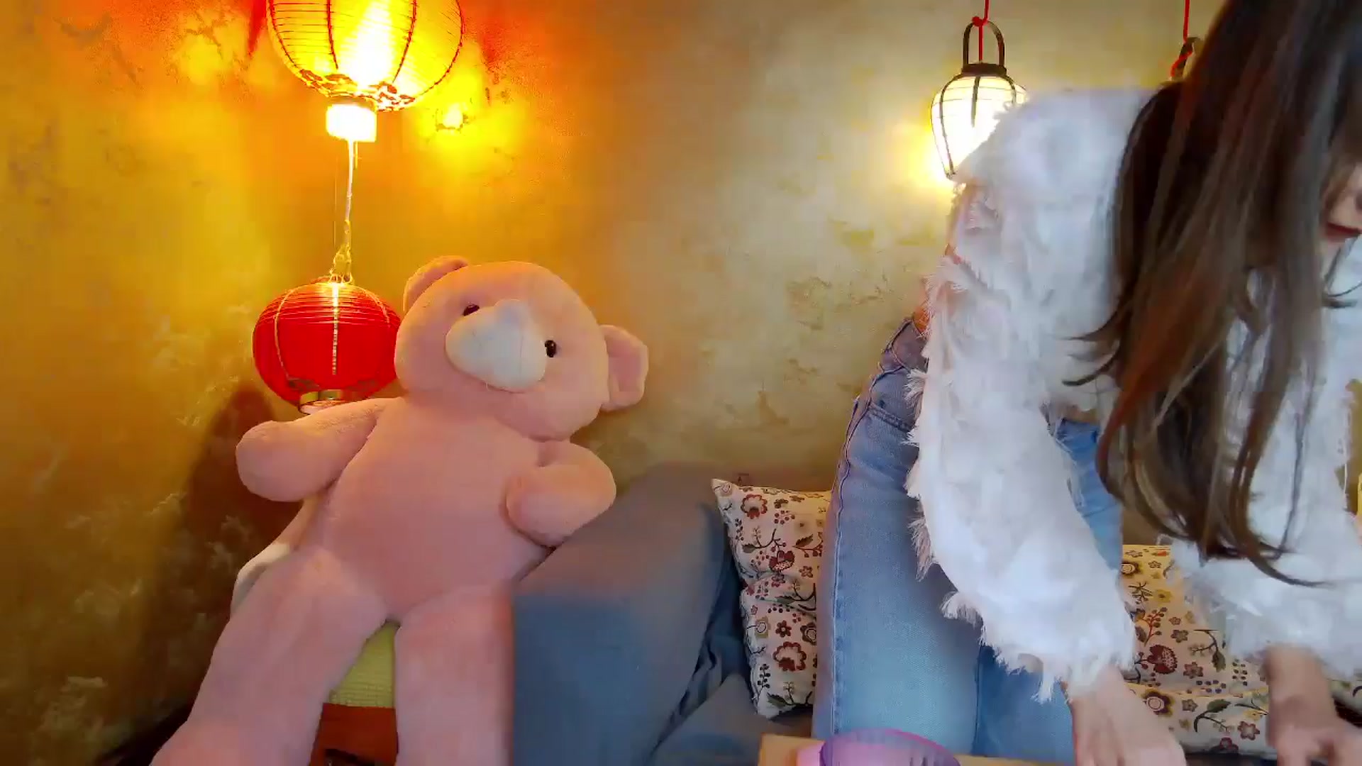 Gallery image thumbnail from Radiance's myfreecams stream on, 03/22/2025, 14:54 image 11 of 20