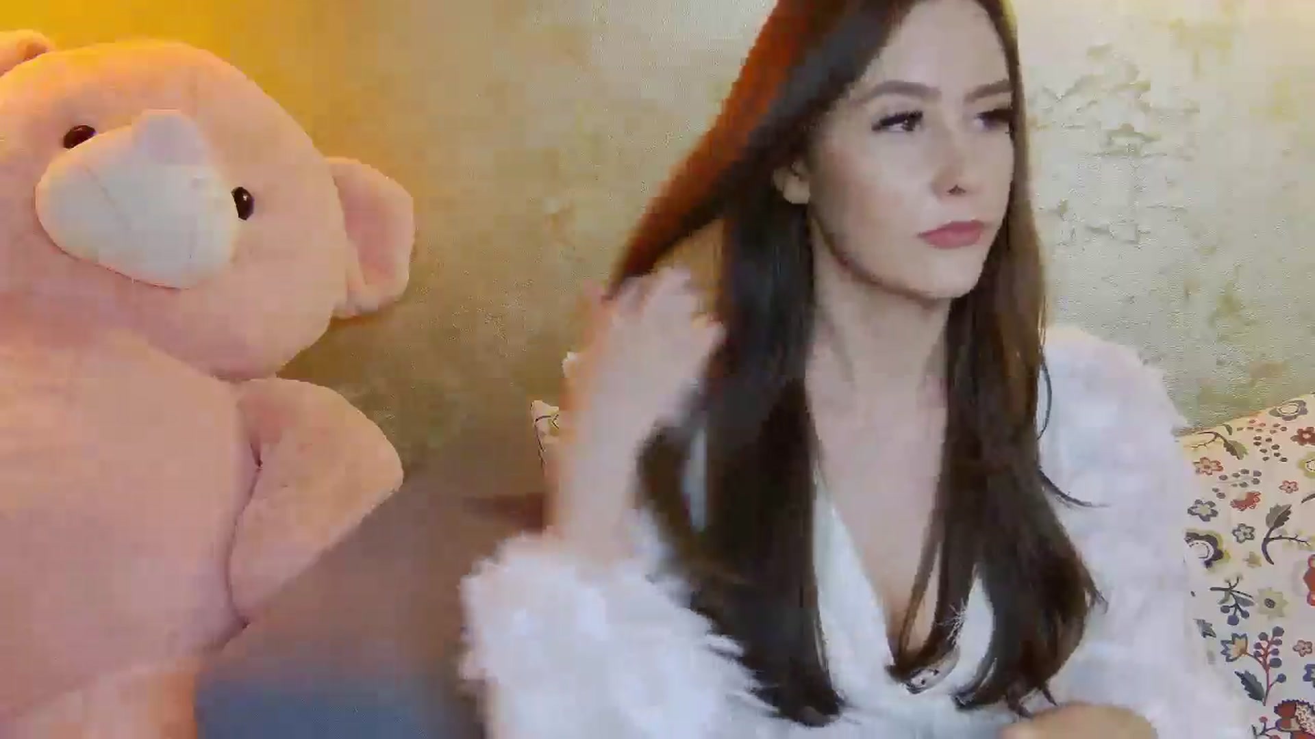 Gallery image thumbnail from Radiance's myfreecams stream on, 03/22/2025, 19:26 image 5 of 20