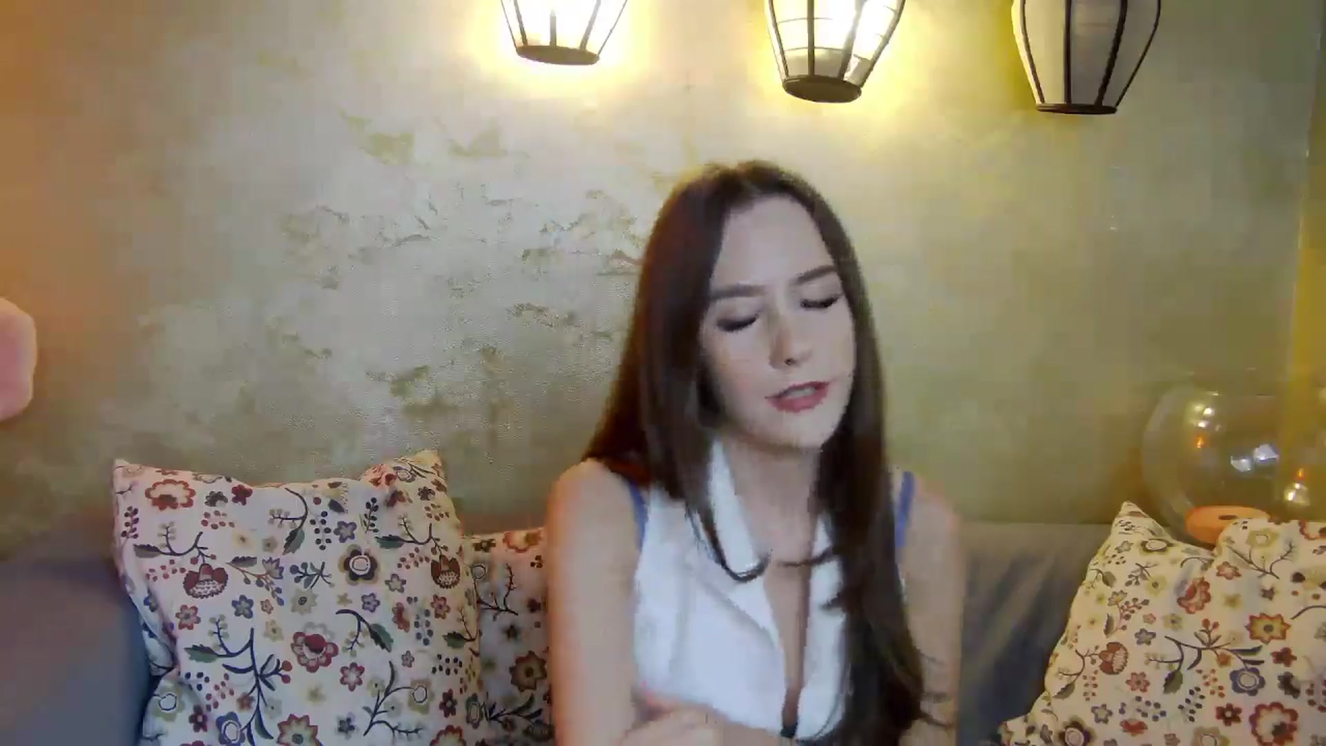 Gallery image thumbnail from Radiance's myfreecams stream on, 03/23/2025, 16:25 image 9 of 20