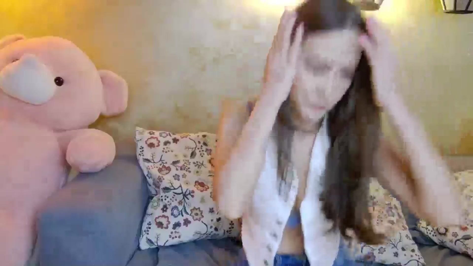 Gallery image thumbnail from Radiance's myfreecams stream on, 03/23/2025, 17:26 image 20 of 20