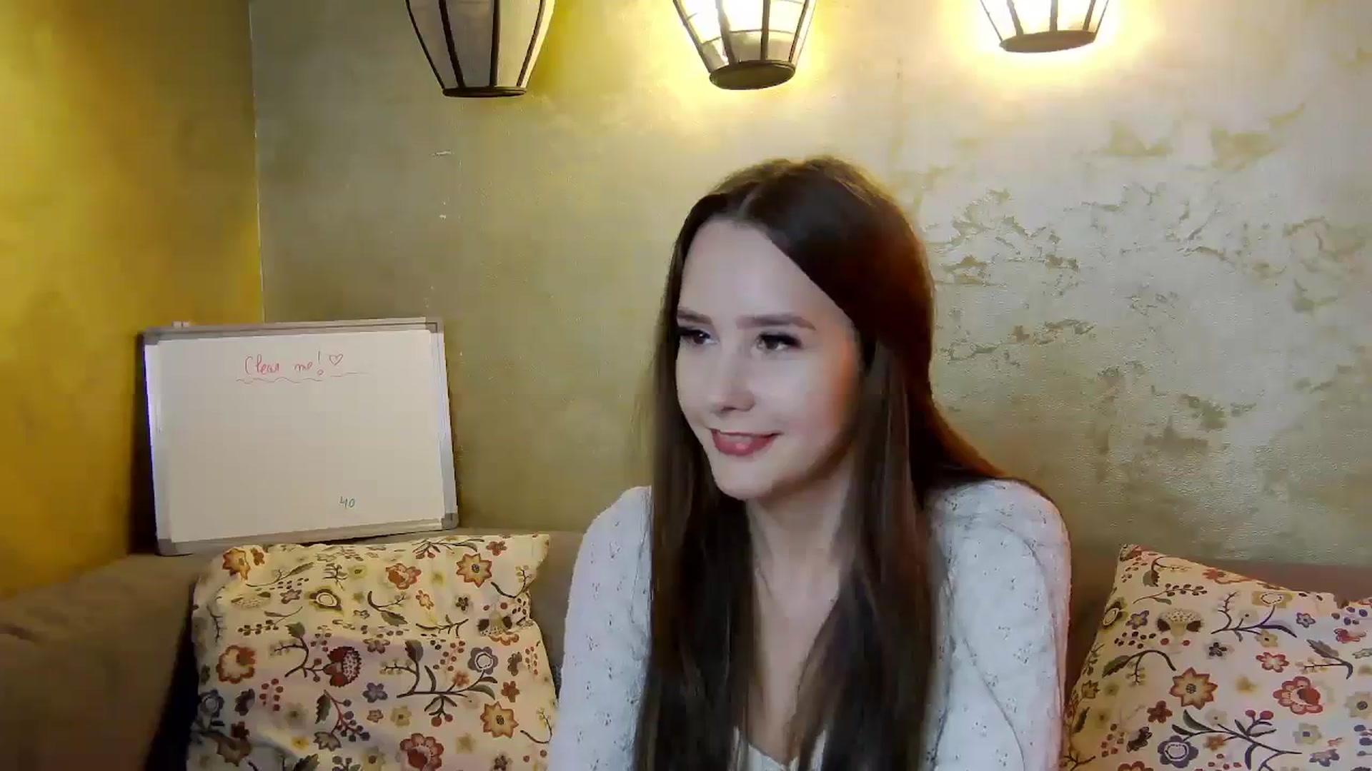 Gallery image thumbnail from Radiance's myfreecams stream on, 04/01/2025, 17:52 image 3 of 20