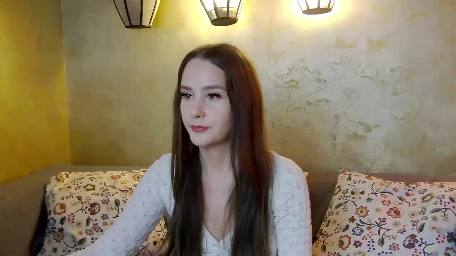 Gallery image thumbnail from Radiance's myfreecams stream on, 04/01/2025, 18:50 image 1 of 20