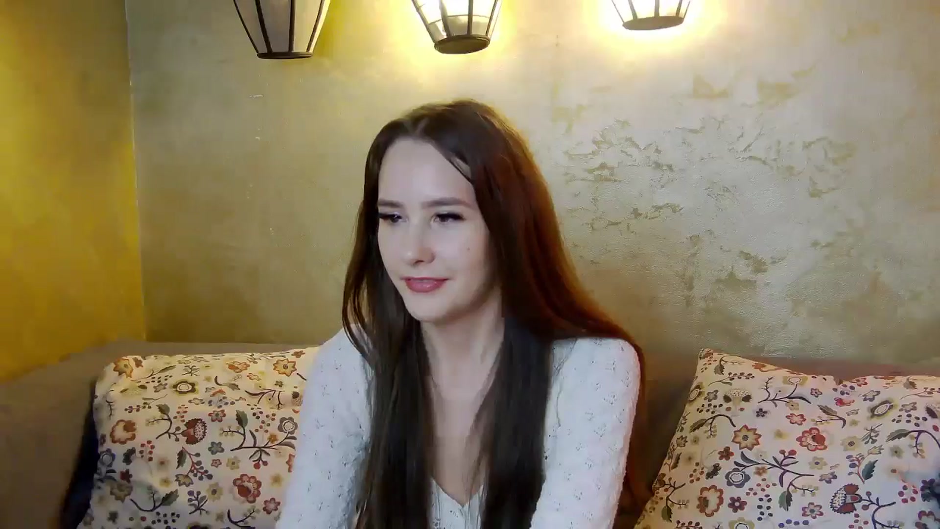 Gallery image thumbnail from Radiance's myfreecams stream on, 04/01/2025, 18:50 image 4 of 20