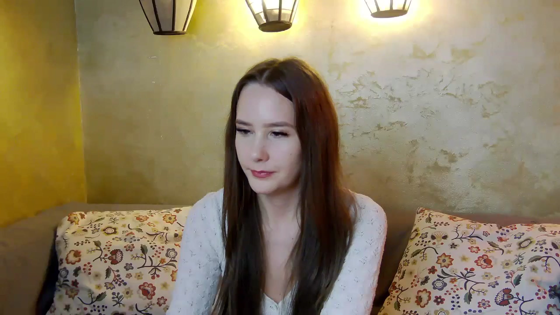 Gallery image thumbnail from Radiance's myfreecams stream on, 04/01/2025, 18:50 image 2 of 20