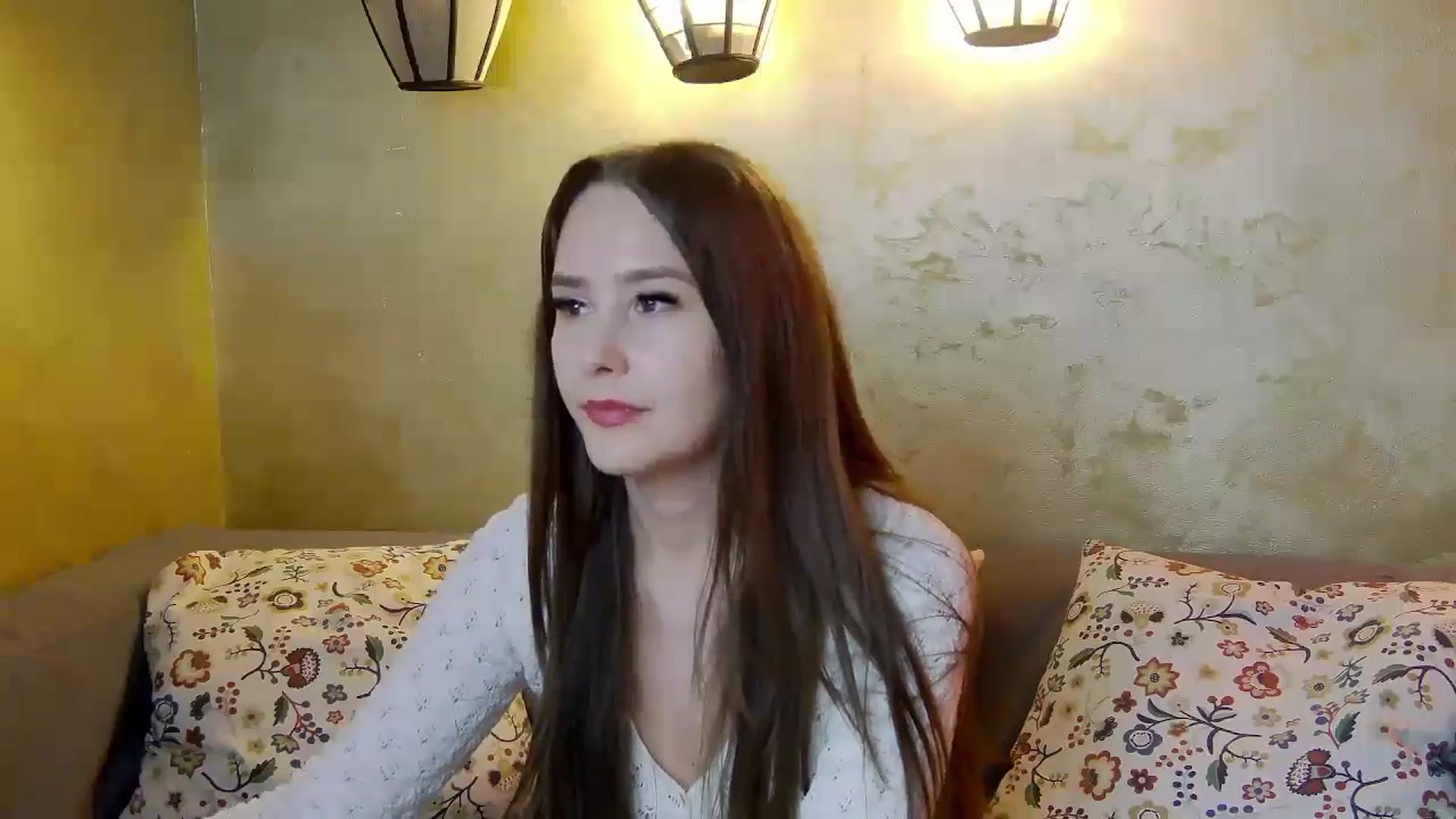 Gallery image thumbnail from Radiance's myfreecams stream on, 04/01/2025, 18:50 image 5 of 20