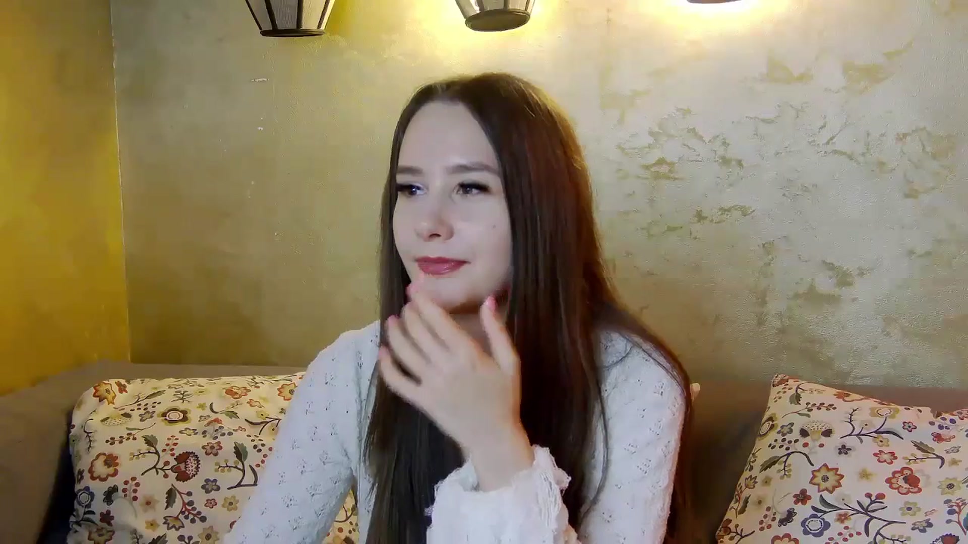 Gallery image thumbnail from Radiance's myfreecams stream on, 04/01/2025, 19:59 image 13 of 20