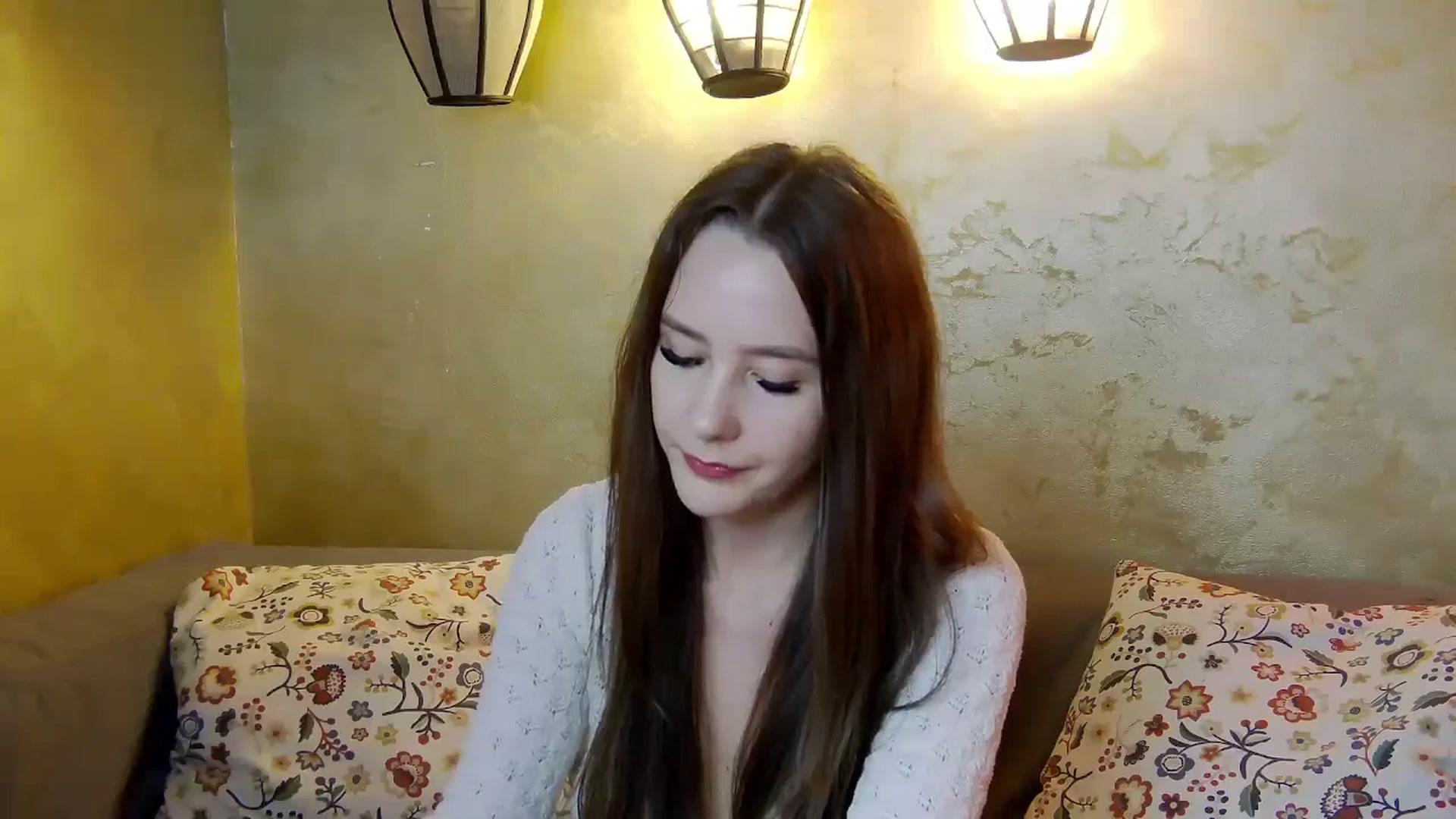 Gallery image thumbnail from Radiance's myfreecams stream on, 04/01/2025, 19:59 image 20 of 20