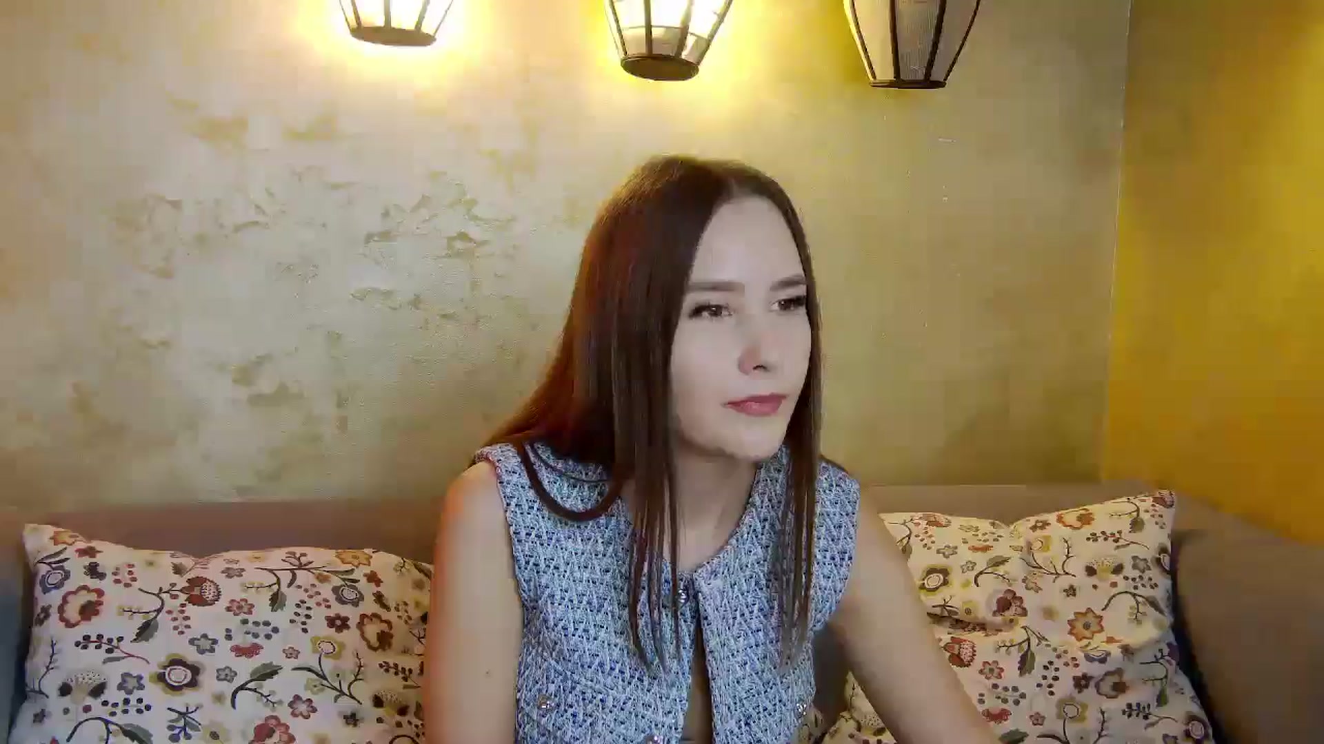 Gallery image thumbnail from Radiance's myfreecams stream on, 04/05/2025, 18:50 image 19 of 20