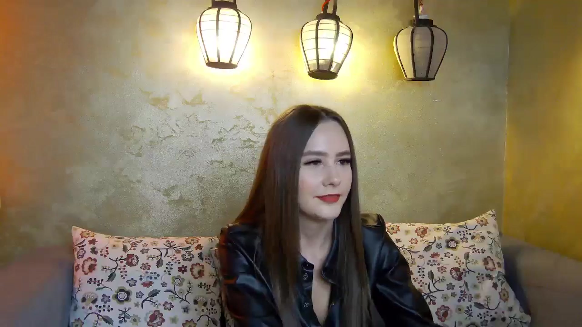 Gallery image thumbnail from Radiance's myfreecams stream on, 04/08/2025, 15:06 image 20 of 20