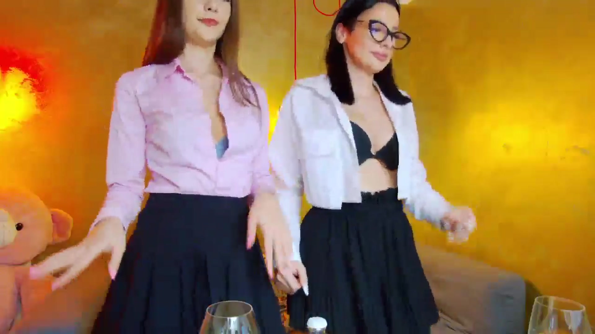 Gallery image thumbnail from Radiance's myfreecams stream on, 04/11/2025, 17:14 image 11 of 20