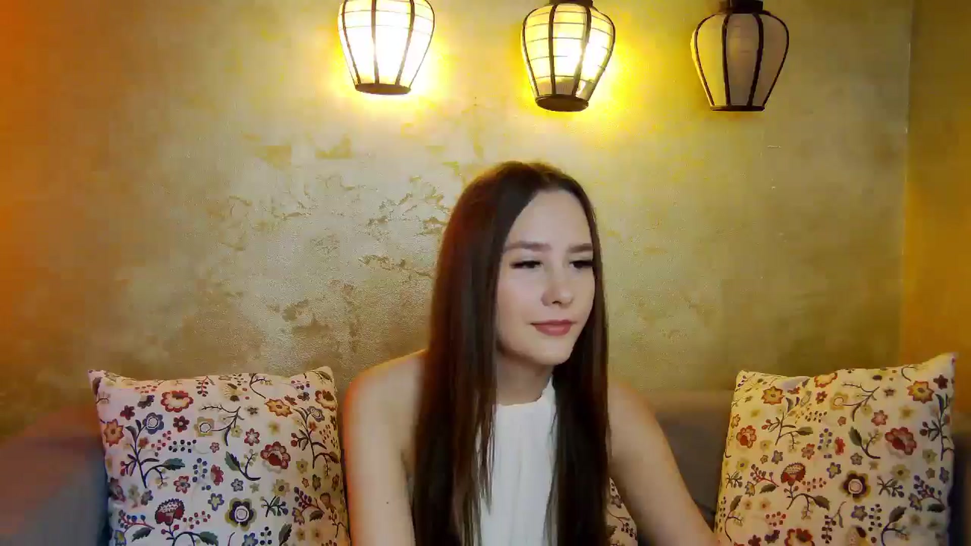 Gallery image thumbnail from Radiance's myfreecams stream on, 04/13/2025, 14:57 image 18 of 20