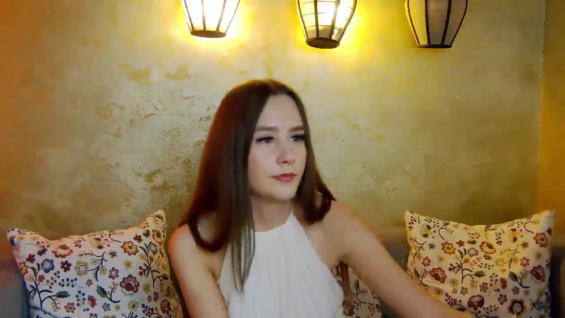 Gallery image thumbnail from Radiance's myfreecams stream on, 04/13/2025, 16:59 image 18 of 20