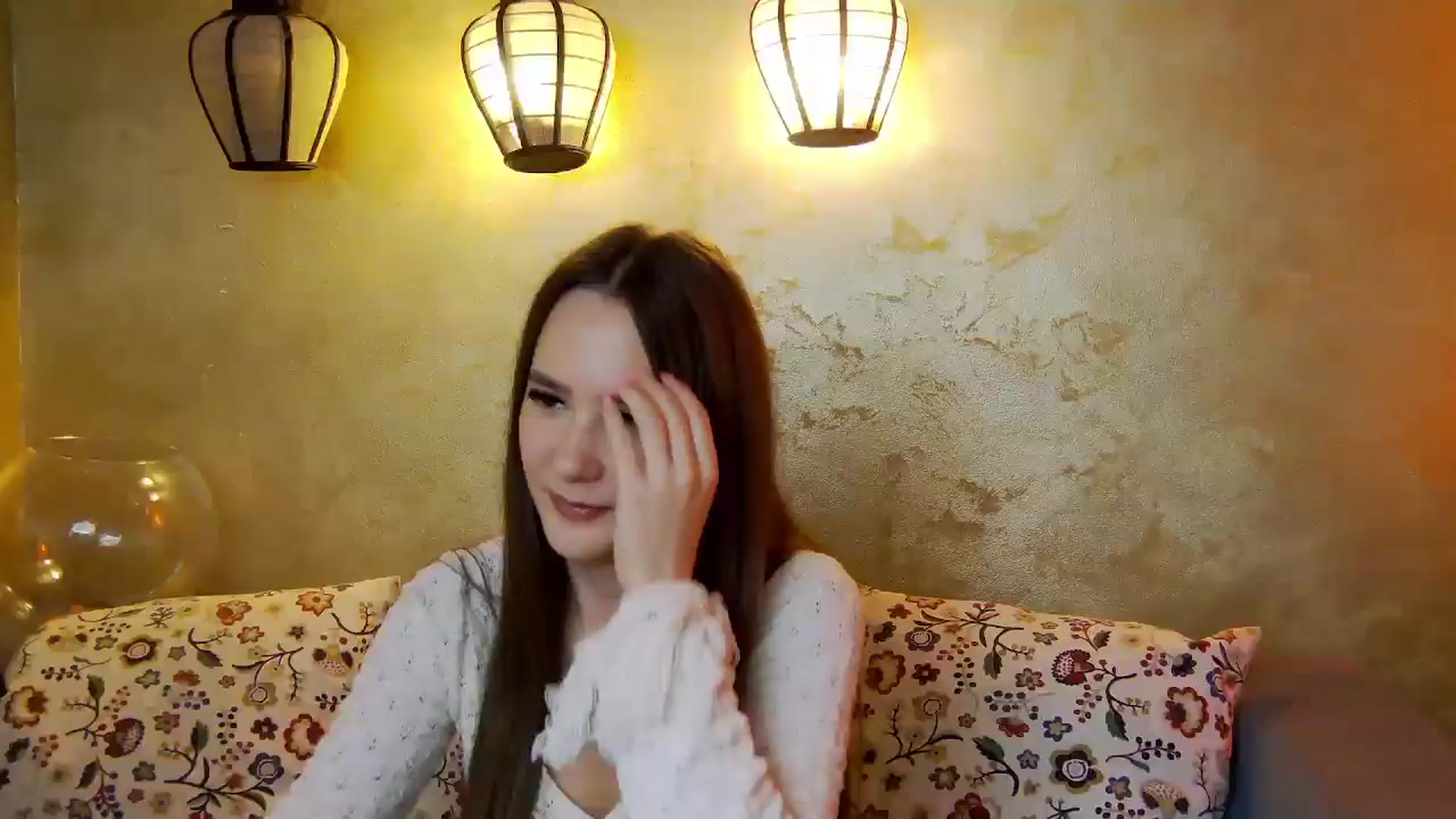Gallery image thumbnail from Radiance's myfreecams stream on, 04/14/2025, 19:05 image 7 of 20
