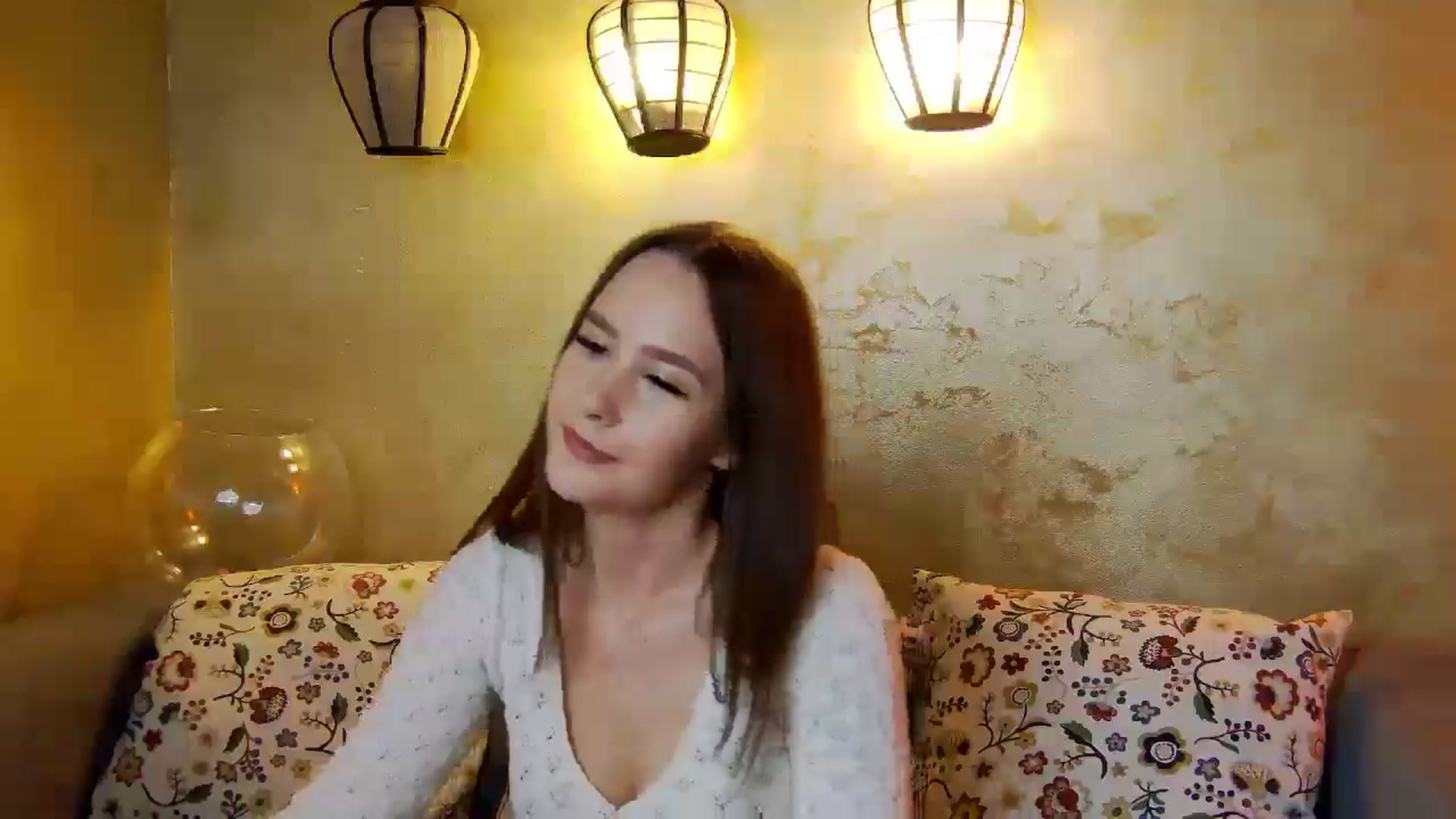 Gallery image thumbnail from Radiance's myfreecams stream on, 04/14/2025, 19:05 image 20 of 20