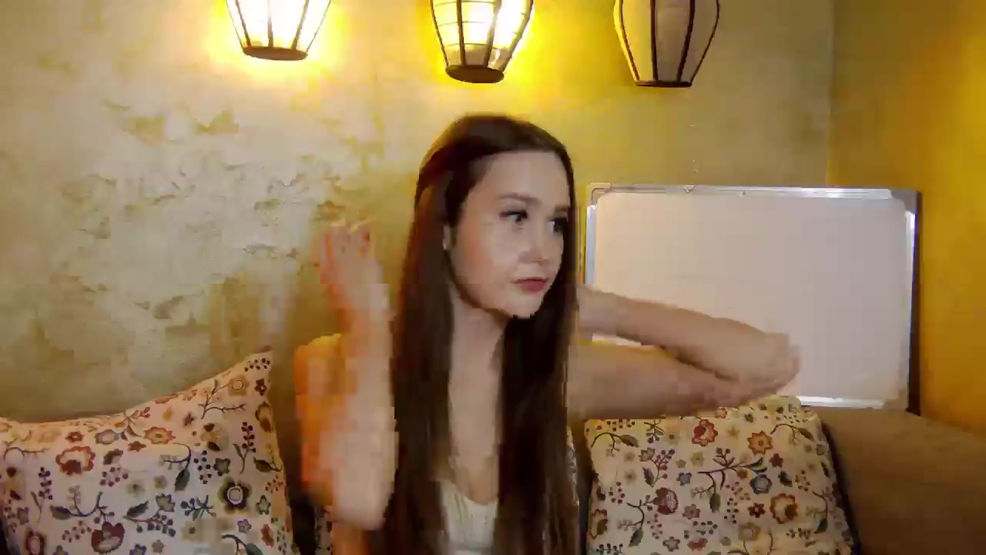 Gallery image thumbnail from Radiance's myfreecams stream on, 04/16/2025, 15:26 image 11 of 20