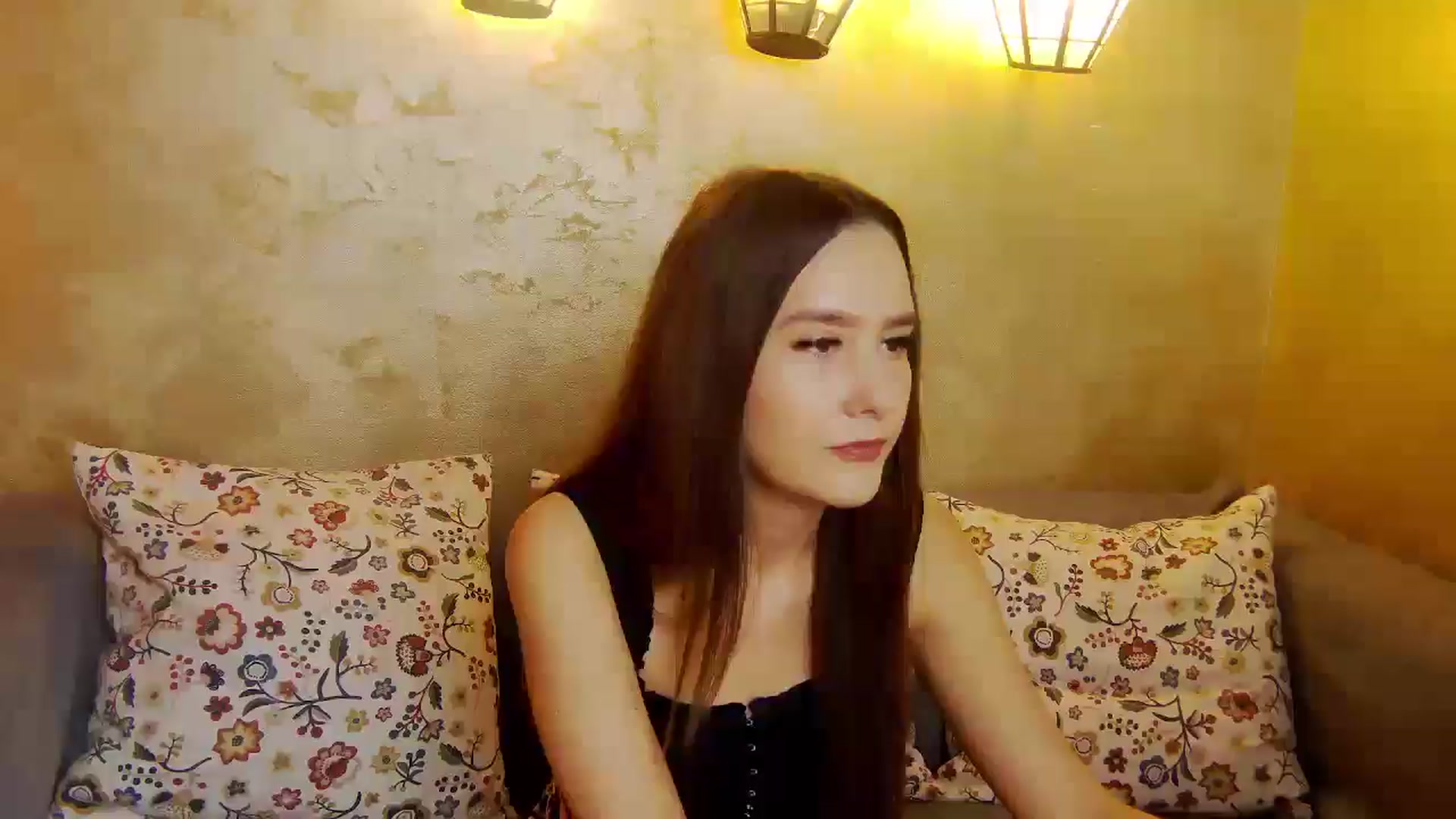 Gallery image thumbnail from Radiance's myfreecams stream on, 05/12/2025, 14:52 image 11 of 20