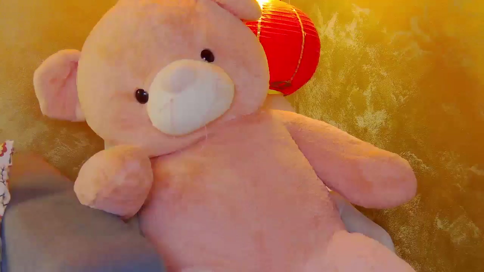 Gallery image thumbnail from Radiance's myfreecams stream on, 05/16/2025, 18:36 image 13 of 20