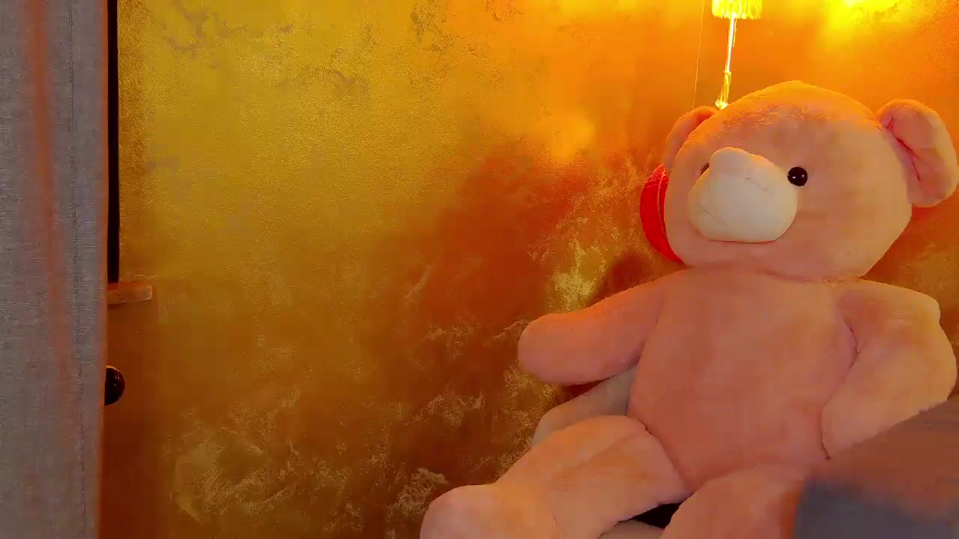 Gallery image thumbnail from Radiance's myfreecams stream on, 06/01/2025, 15:11 image 18 of 20
