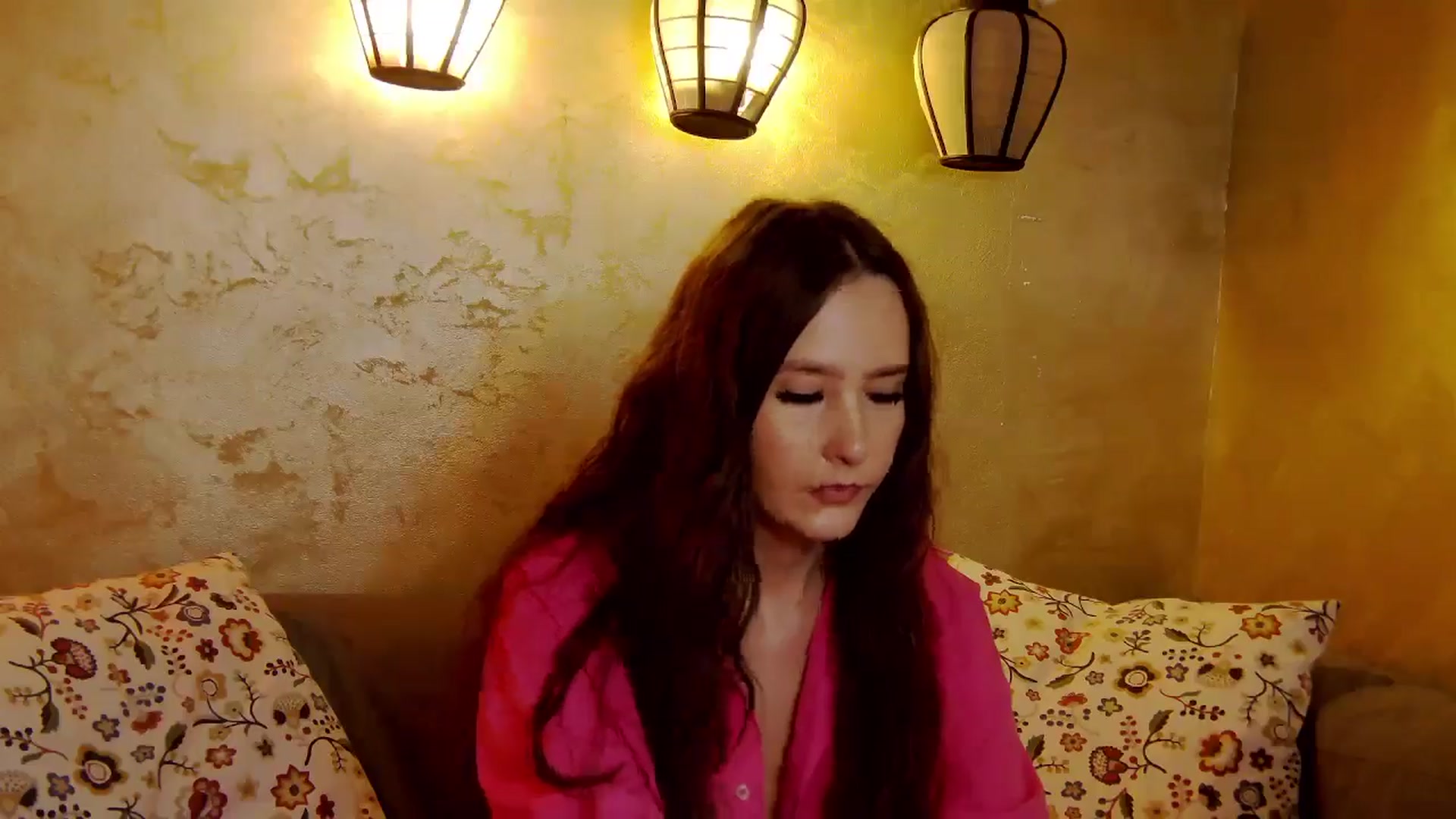 Gallery image thumbnail from Radiance's myfreecams stream on, 06/04/2025, 14:26 image 17 of 20