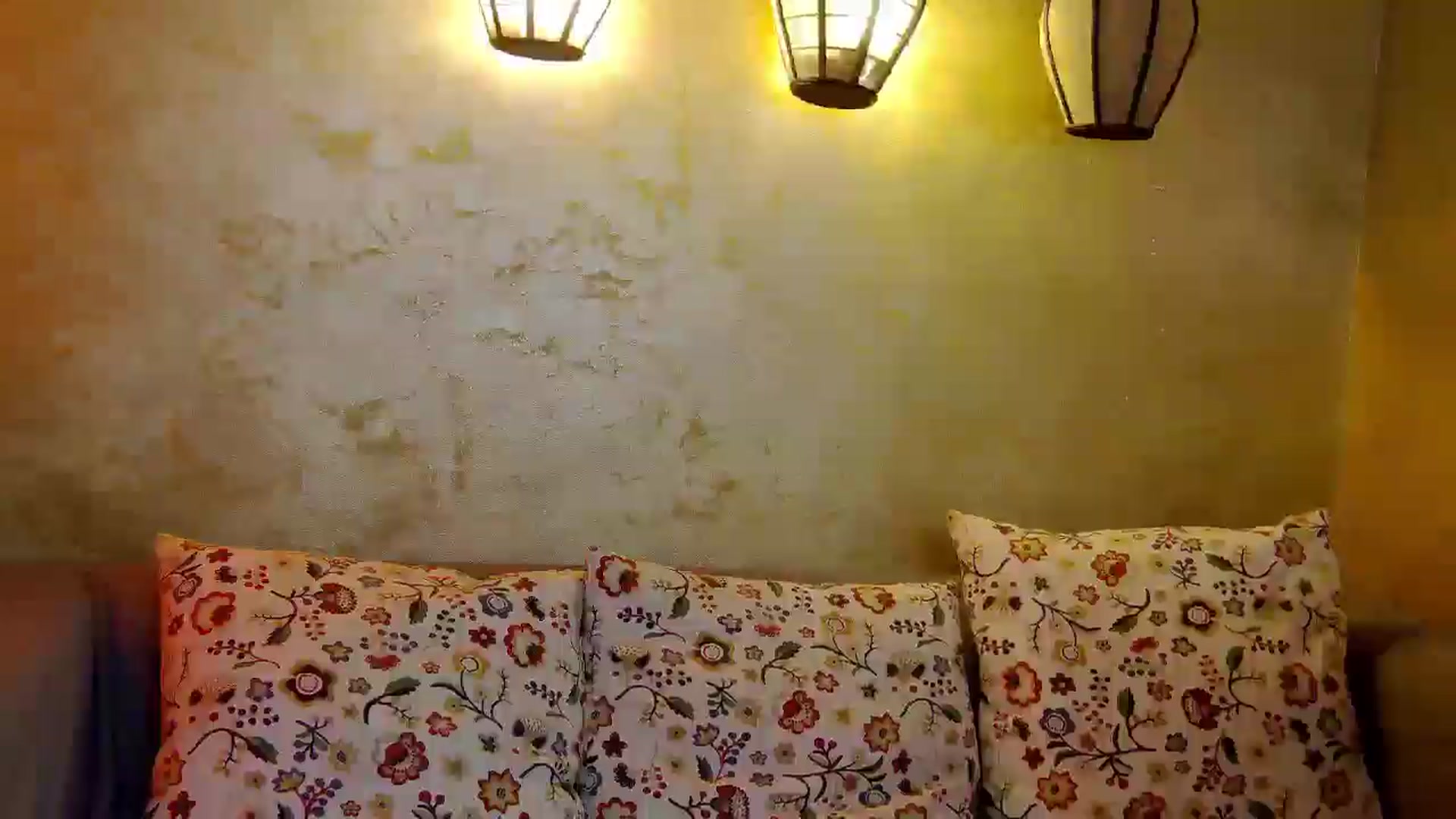 Gallery image thumbnail from Radiance's myfreecams stream on, 06/05/2025, 18:18 image 11 of 20